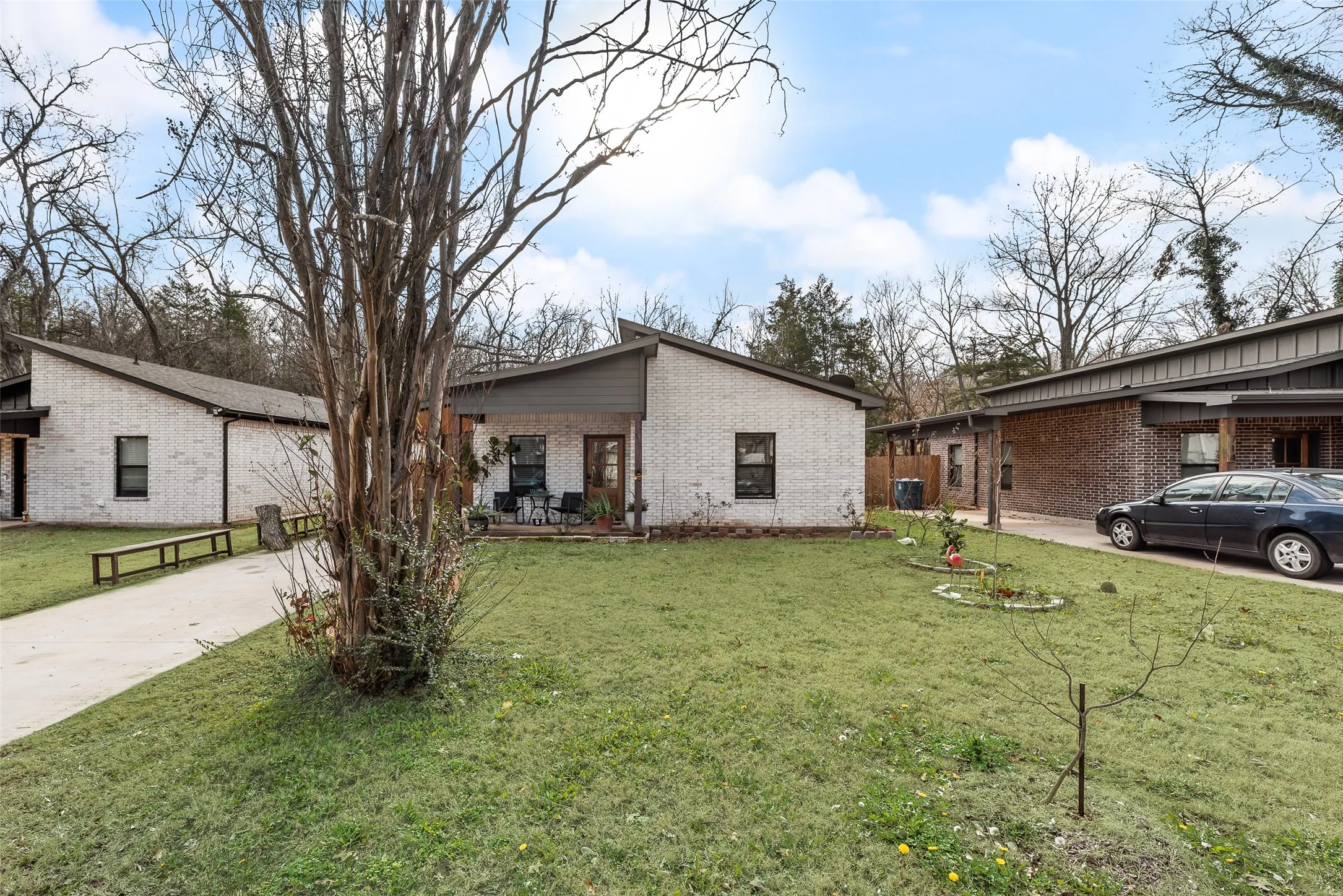 Single Family Residence For Sale in Grayson County , 718 E Crawford Street, Denison, Texas 75021, 3 Bedrooms, 2 Bathrooms, Garage spaces, 1,228 Sqft, built in 2023, Price $210,000, mls#21273067, Real Estate Agent in Denison, Homes For Sale in Grayson county, Homes For Sale in Denison, Realtor in Denison Texas, Real Estate Brokerage Independent Realty Texas, Luminita Cordes Realtor