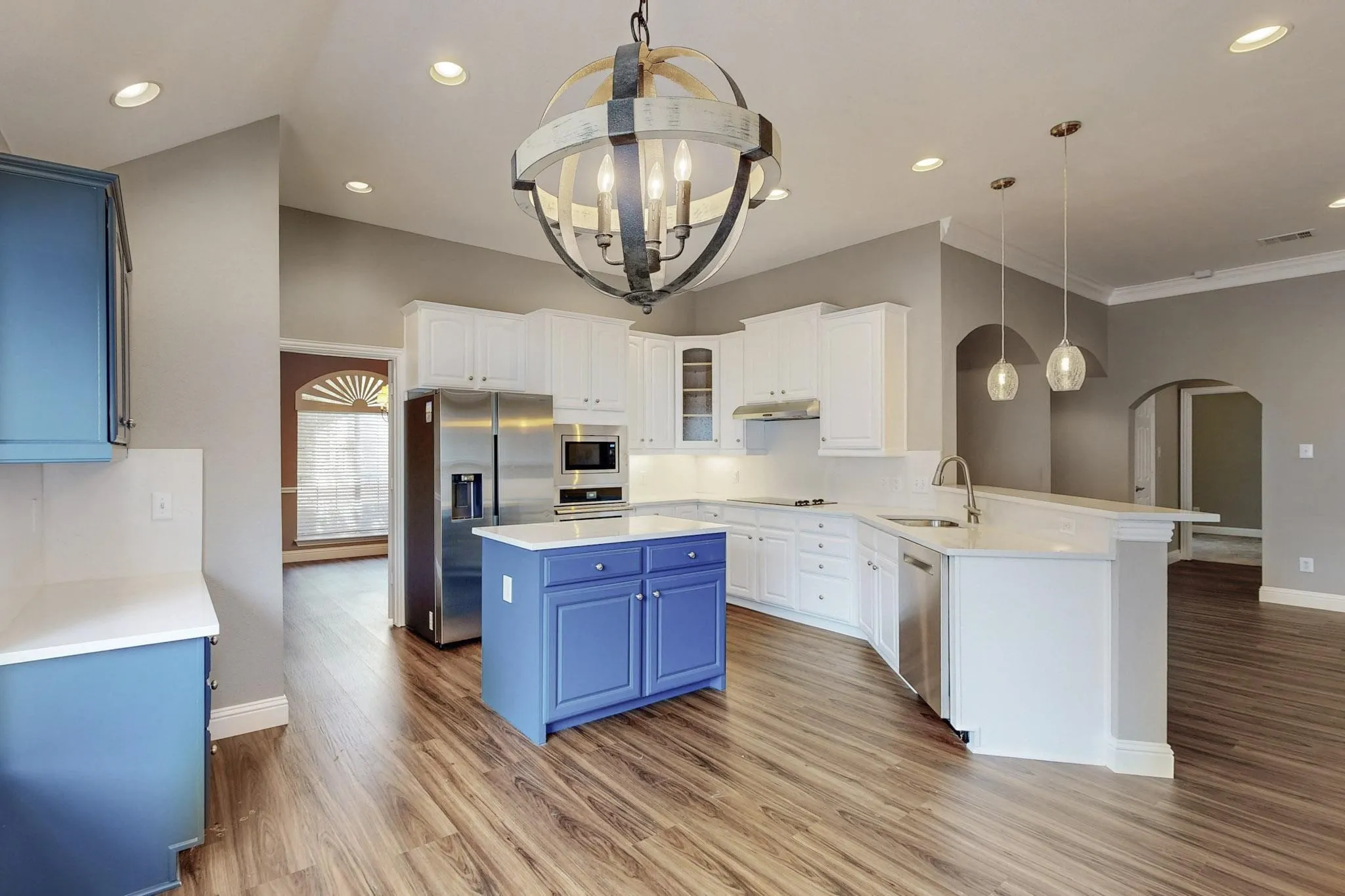 Single Family Residence For Rent in Rockwall County , 644 Stafford Circle, Rockwall, Texas 75087, 4 Bedrooms, 2 Bathrooms, 2 Garage spaces, 2,413 Sqft, built in 2000, Price $3,250, mls#21268262, Real Estate Agent in Rockwall, Homes For Rent in Rockwall county, Homes For Rent in Rockwall, Realtor in Rockwall Texas, Real Estate Brokerage Independent Realty Texas, Luminita Cordes Realtor