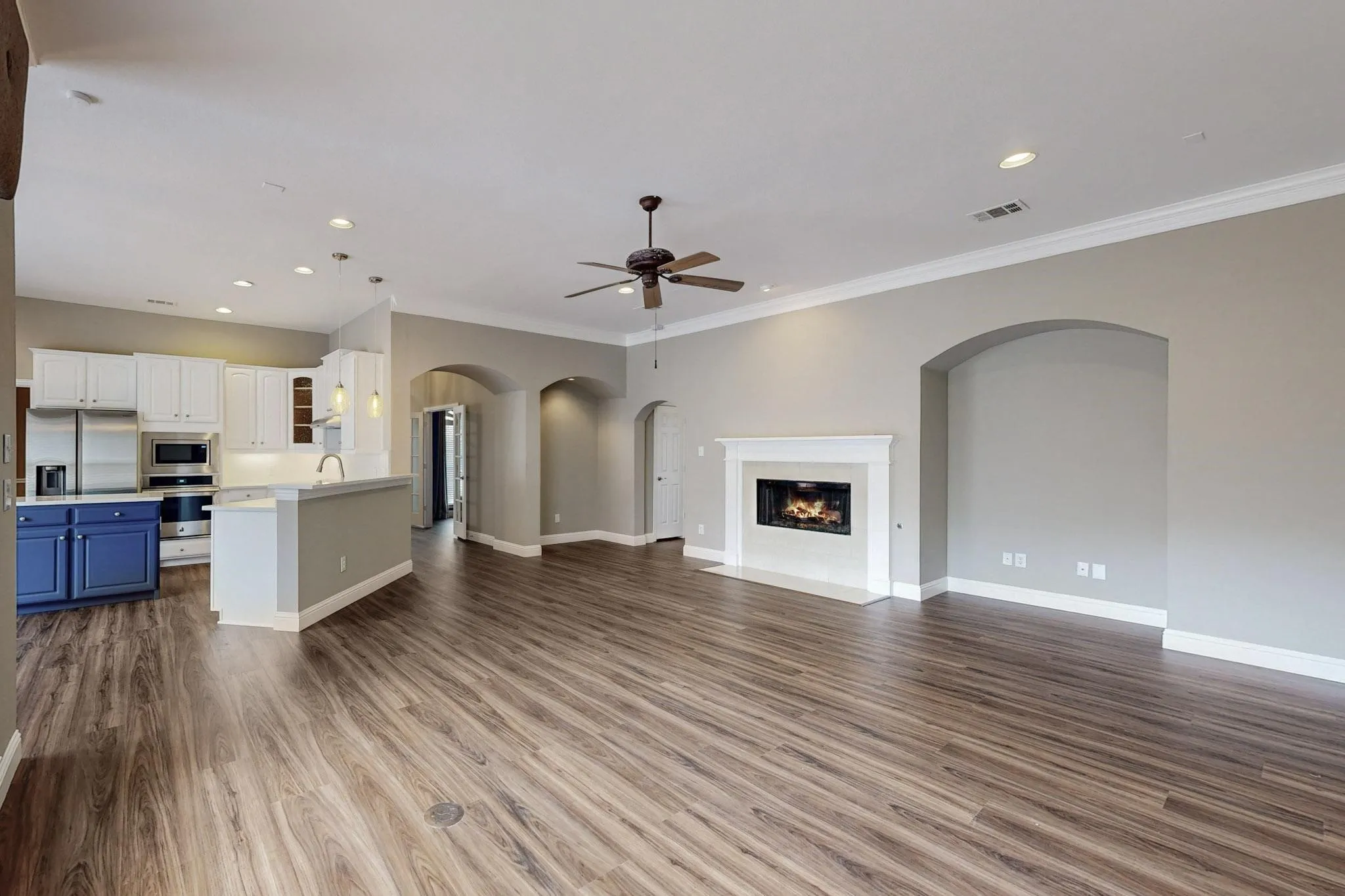 Single Family Residence For Rent in Rockwall County , 644 Stafford Circle, Rockwall, Texas 75087, 4 Bedrooms, 2 Bathrooms, 2 Garage spaces, 2,413 Sqft, built in 2000, Price $3,250, mls#21268262, Real Estate Agent in Rockwall, Homes For Rent in Rockwall county, Homes For Rent in Rockwall, Realtor in Rockwall Texas, Real Estate Brokerage Independent Realty Texas, Luminita Cordes Realtor