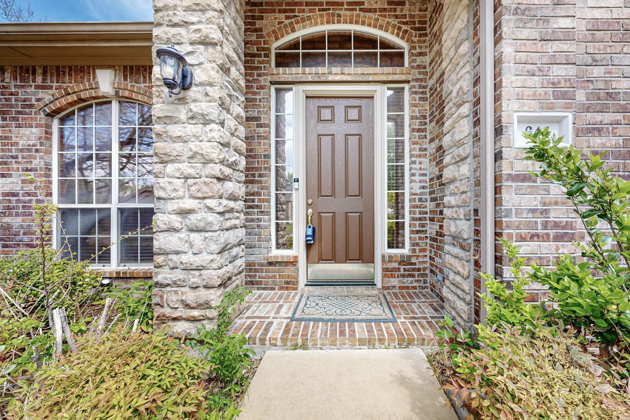 Single Family Residence For Rent in Rockwall County , 644 Stafford Circle, Rockwall, Texas 75087, 4 Bedrooms, 2 Bathrooms, 2 Garage spaces, 2,413 Sqft, built in 2000, Price $3,250, mls#21268262, Real Estate Agent in Rockwall, Homes For Rent in Rockwall county, Homes For Rent in Rockwall, Realtor in Rockwall Texas, Real Estate Brokerage Independent Realty Texas, Luminita Cordes Realtor