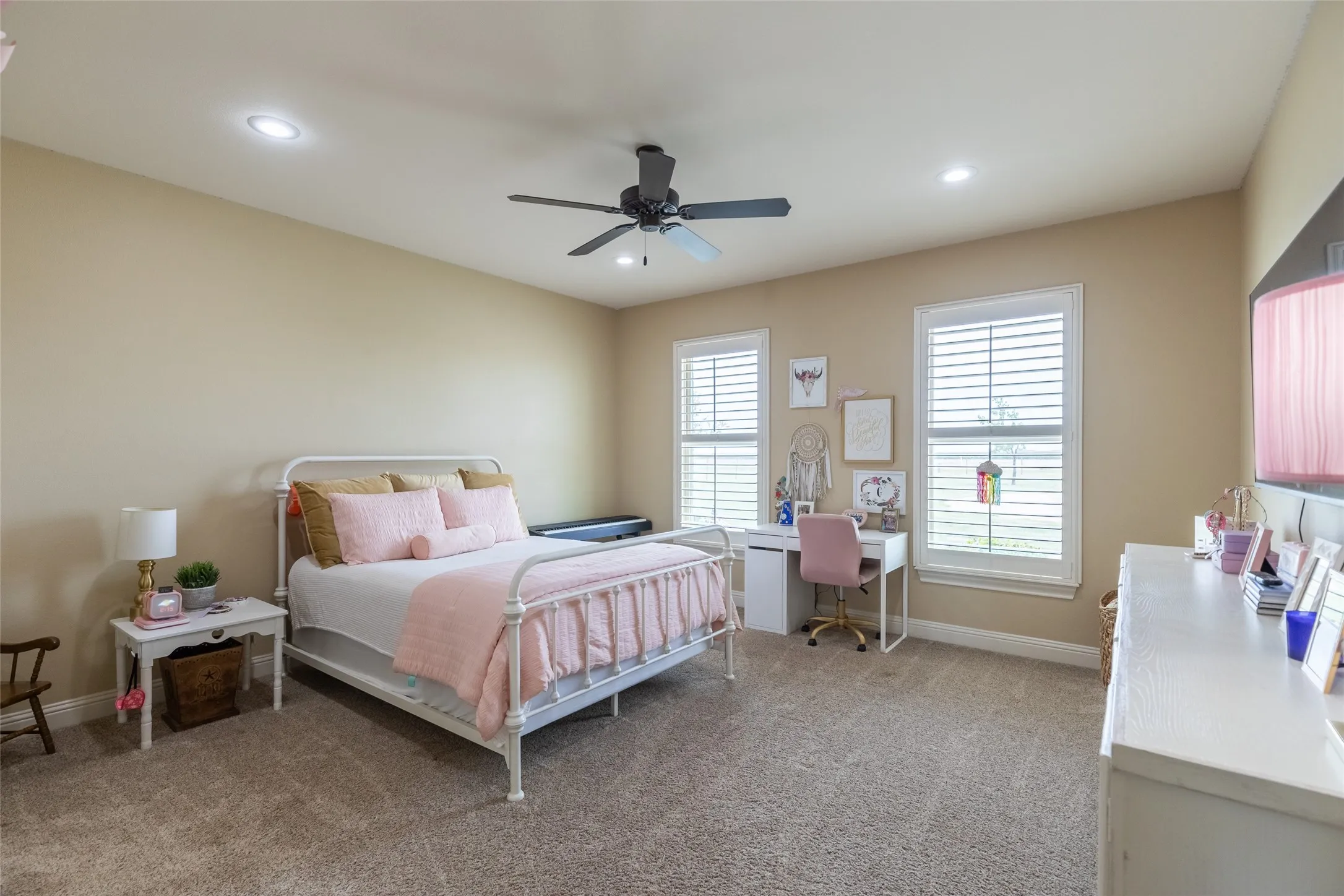 Single Family Residence For Sale in Jones County , 5500 County Road 428, Hawley, Texas 79525, 4 Bedroom, 4 Bathroom, 3 Garage spaces, 3,588 Sqft, built in 2016, mls#21264468, Real Estate Agent in Hawley, Homes For Sale in Jones county, Homes For Sale in Hawley, Realtor in Hawley Texas, Real Estate Brokerage Independent Realty Texas, Luminita Cordes Realtor