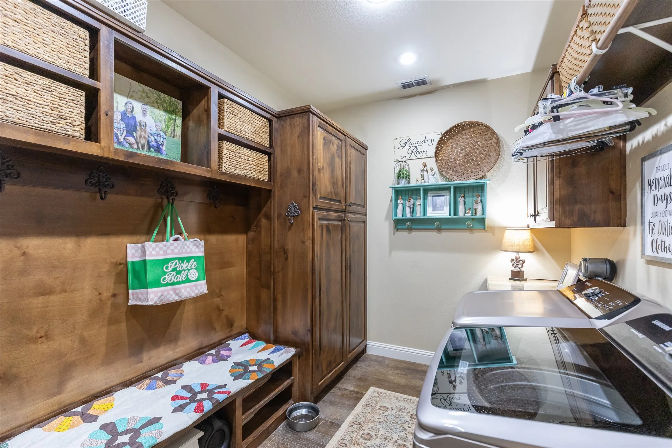Single Family Residence For Sale in Jones County , 5500 County Road 428, Hawley, Texas 79525, 4 Bedroom, 4 Bathroom, 3 Garage spaces, 3,588 Sqft, built in 2016, mls#21264468, Real Estate Agent in Hawley, Homes For Sale in Jones county, Homes For Sale in Hawley, Realtor in Hawley Texas, Real Estate Brokerage Independent Realty Texas, Luminita Cordes Realtor