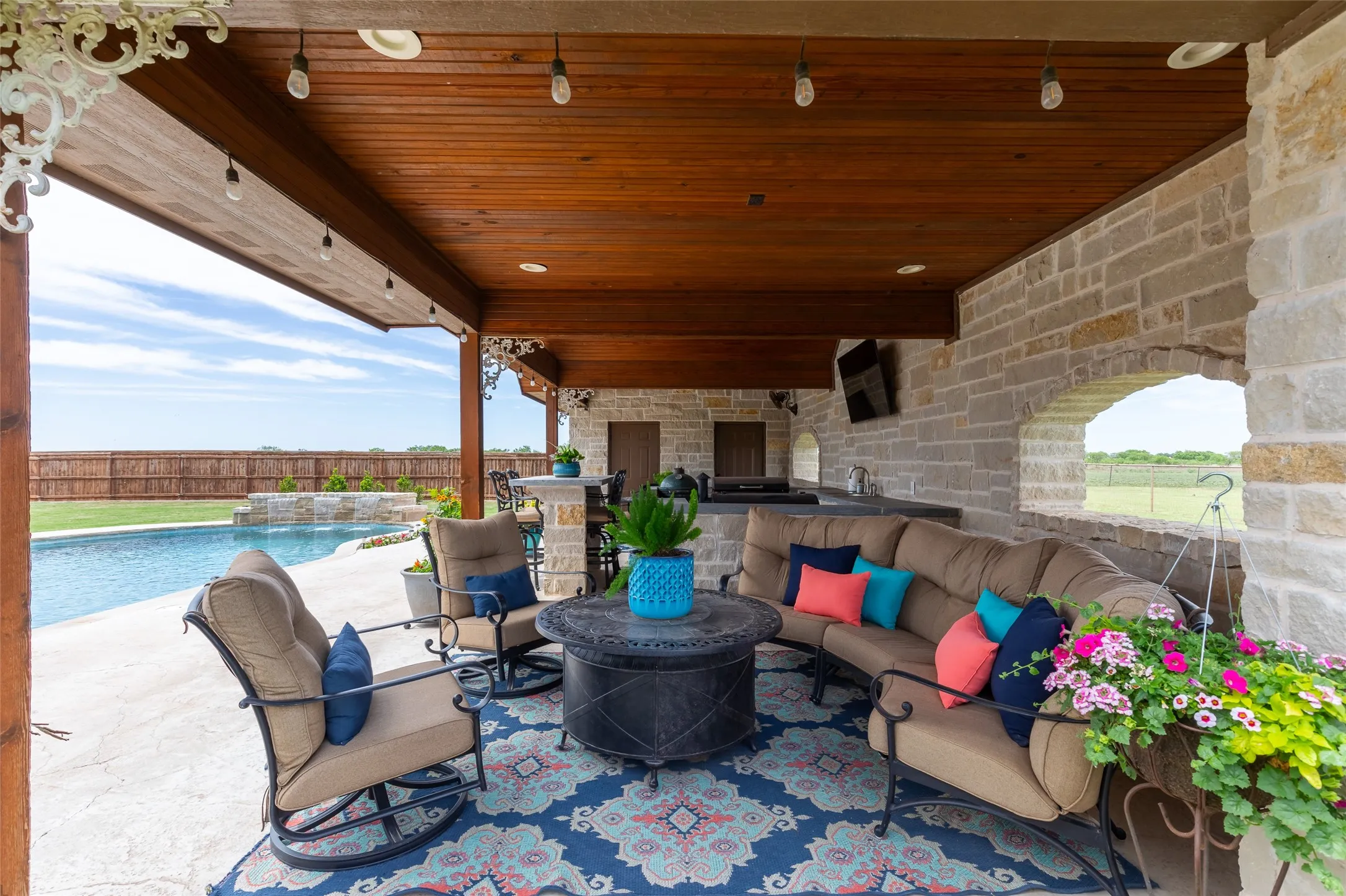 Single Family Residence For Sale in Jones County , 5500 County Road 428, Hawley, Texas 79525, 4 Bedroom, 4 Bathroom, 3 Garage spaces, 3,588 Sqft, built in 2016, mls#21264468, Real Estate Agent in Hawley, Homes For Sale in Jones county, Homes For Sale in Hawley, Realtor in Hawley Texas, Real Estate Brokerage Independent Realty Texas, Luminita Cordes Realtor