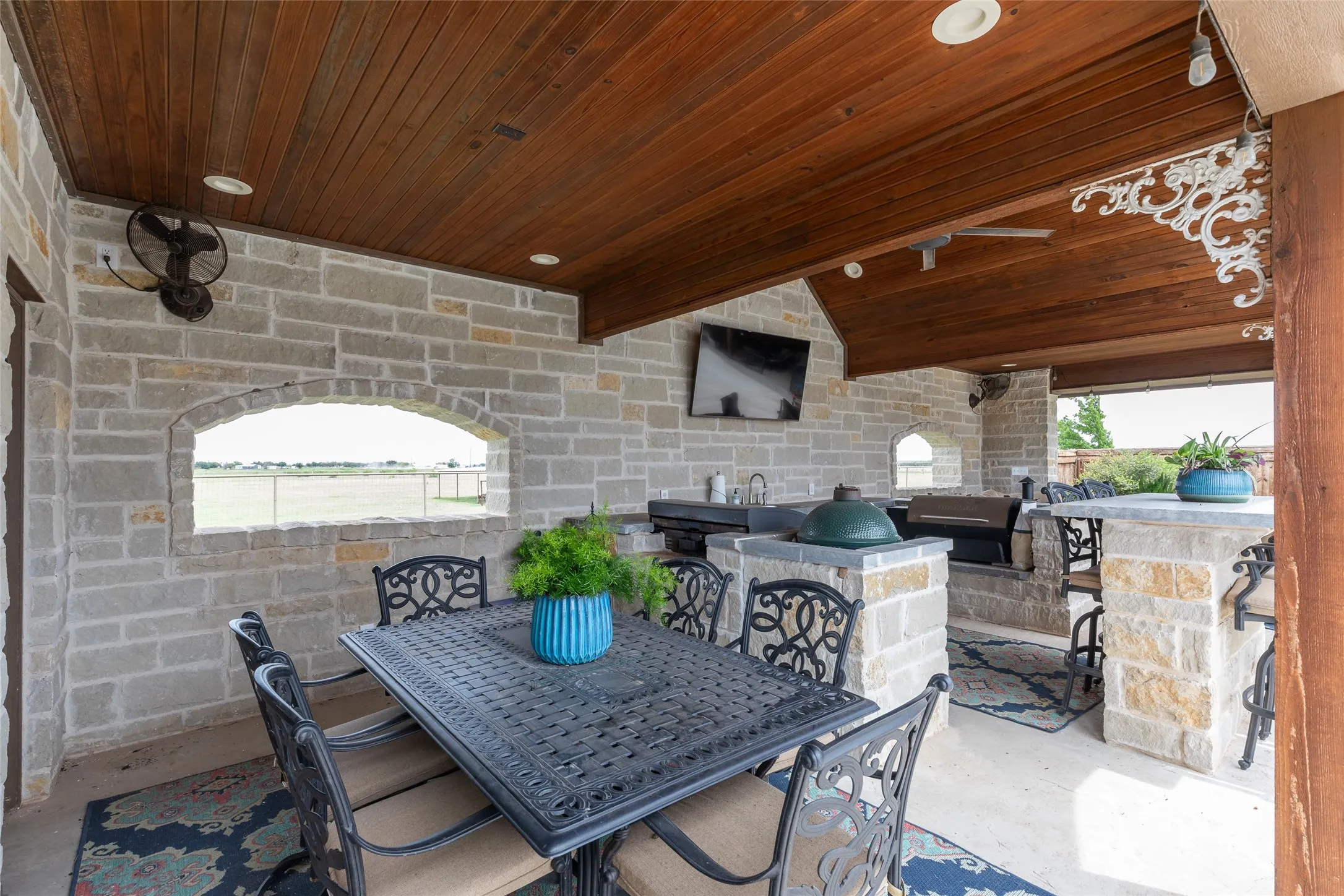 Single Family Residence For Sale in Jones County , 5500 County Road 428, Hawley, Texas 79525, 4 Bedroom, 4 Bathroom, 3 Garage spaces, 3,588 Sqft, built in 2016, mls#21264468, Real Estate Agent in Hawley, Homes For Sale in Jones county, Homes For Sale in Hawley, Realtor in Hawley Texas, Real Estate Brokerage Independent Realty Texas, Luminita Cordes Realtor