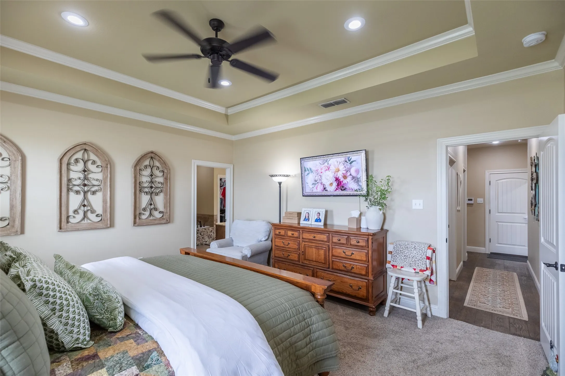 Single Family Residence For Sale in Jones County , 5500 County Road 428, Hawley, Texas 79525, 4 Bedroom, 4 Bathroom, 3 Garage spaces, 3,588 Sqft, built in 2016, mls#21264468, Real Estate Agent in Hawley, Homes For Sale in Jones county, Homes For Sale in Hawley, Realtor in Hawley Texas, Real Estate Brokerage Independent Realty Texas, Luminita Cordes Realtor