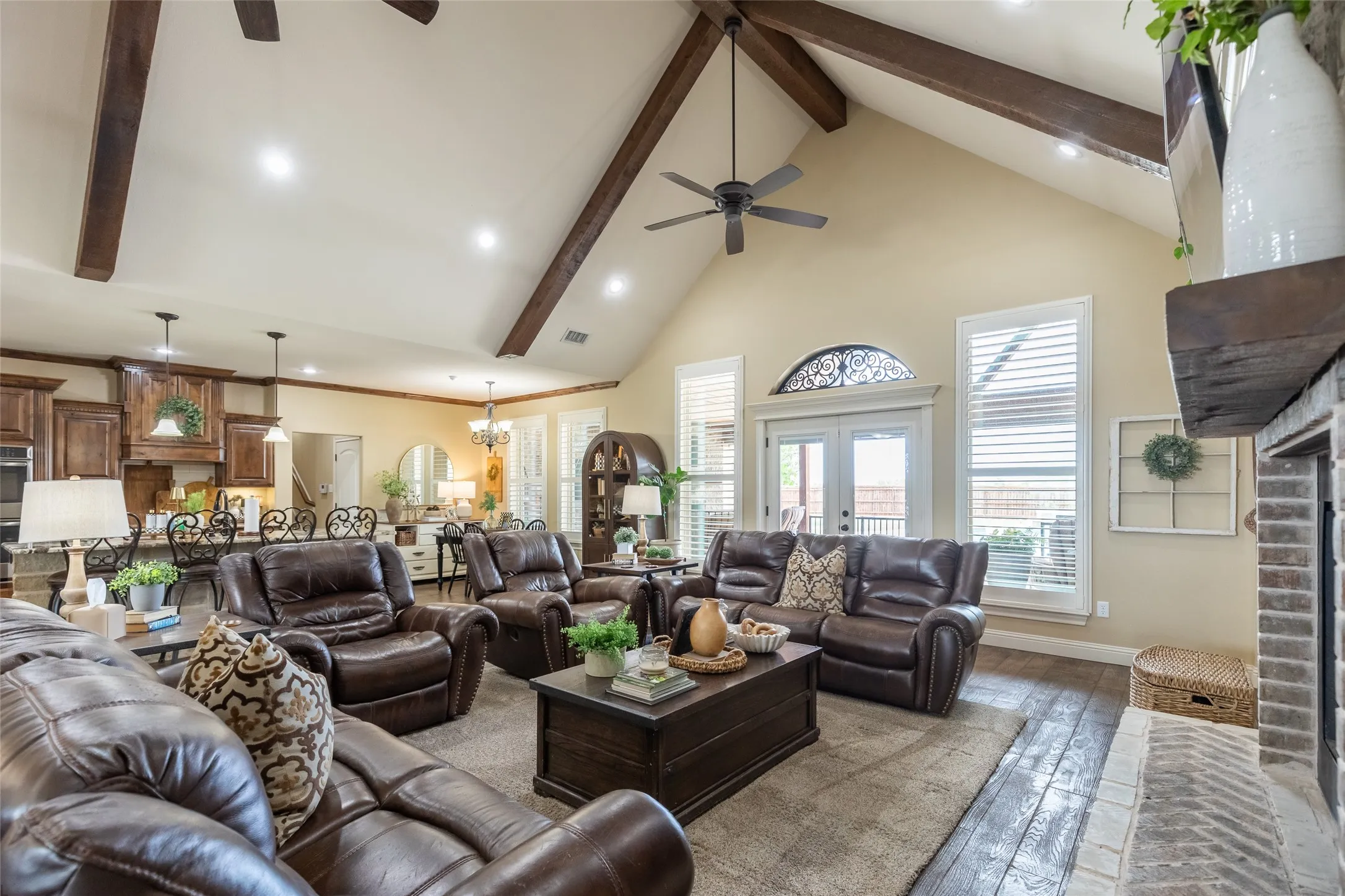 Single Family Residence For Sale in Jones County , 5500 County Road 428, Hawley, Texas 79525, 4 Bedroom, 4 Bathroom, 3 Garage spaces, 3,588 Sqft, built in 2016, mls#21264468, Real Estate Agent in Hawley, Homes For Sale in Jones county, Homes For Sale in Hawley, Realtor in Hawley Texas, Real Estate Brokerage Independent Realty Texas, Luminita Cordes Realtor