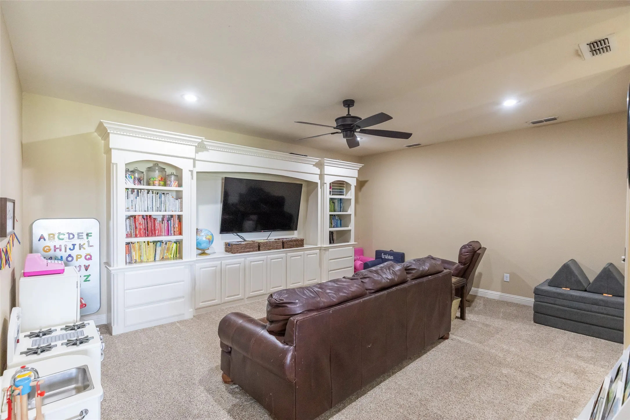 Single Family Residence For Sale in Jones County , 5500 County Road 428, Hawley, Texas 79525, 4 Bedroom, 4 Bathroom, 3 Garage spaces, 3,588 Sqft, built in 2016, mls#21264468, Real Estate Agent in Hawley, Homes For Sale in Jones county, Homes For Sale in Hawley, Realtor in Hawley Texas, Real Estate Brokerage Independent Realty Texas, Luminita Cordes Realtor