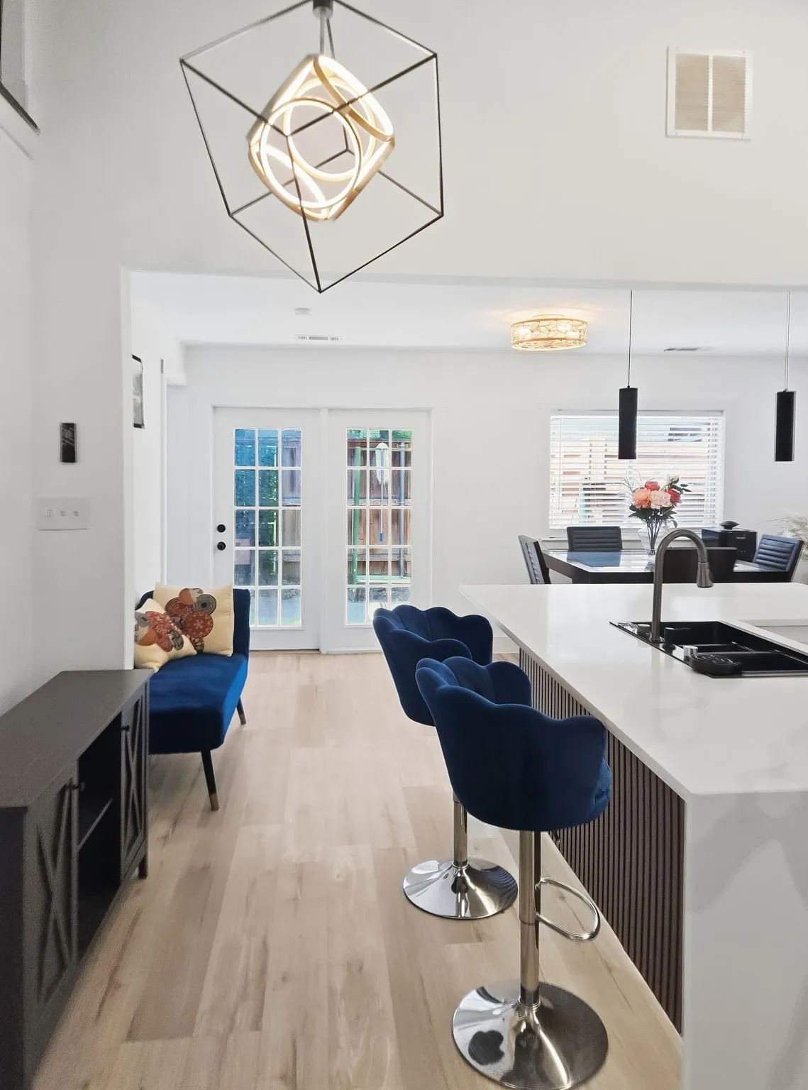 Kitchen Hallway to Breakfast area