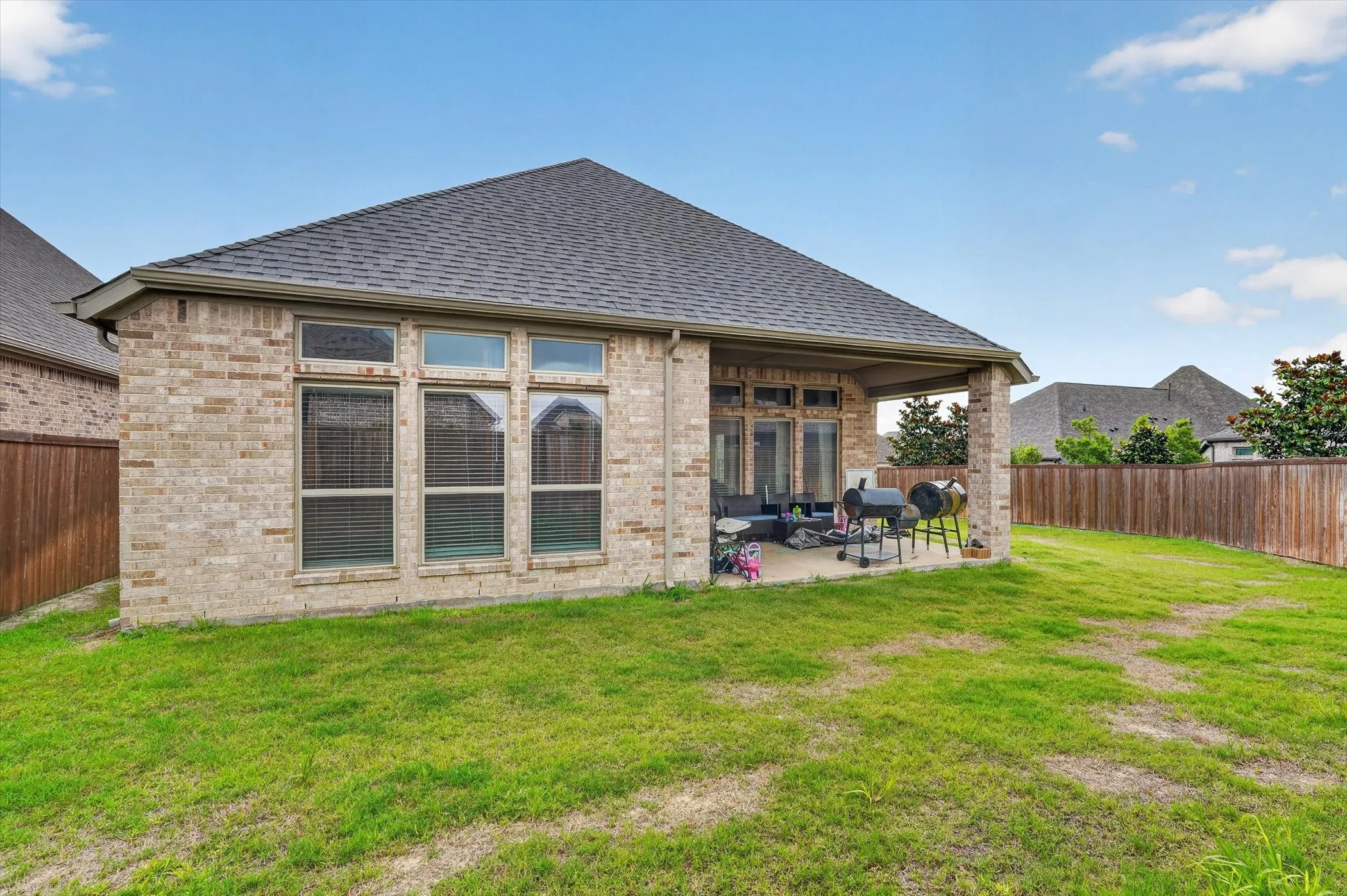 Single Family Residence For Sale in Kaufman County , 2301 Birdwell Cove, Forney, Texas 75126, 3 Bedroom, 2 Bathroom, 2 Garage spaces, 1,984 Sqft, built in 2020, mls#21273081, Real Estate Agent in Forney, Homes For Sale in Kaufman county, Homes For Sale in Forney, Realtor in Forney Texas, Real Estate Brokerage Independent Realty Texas, Luminita Cordes Realtor