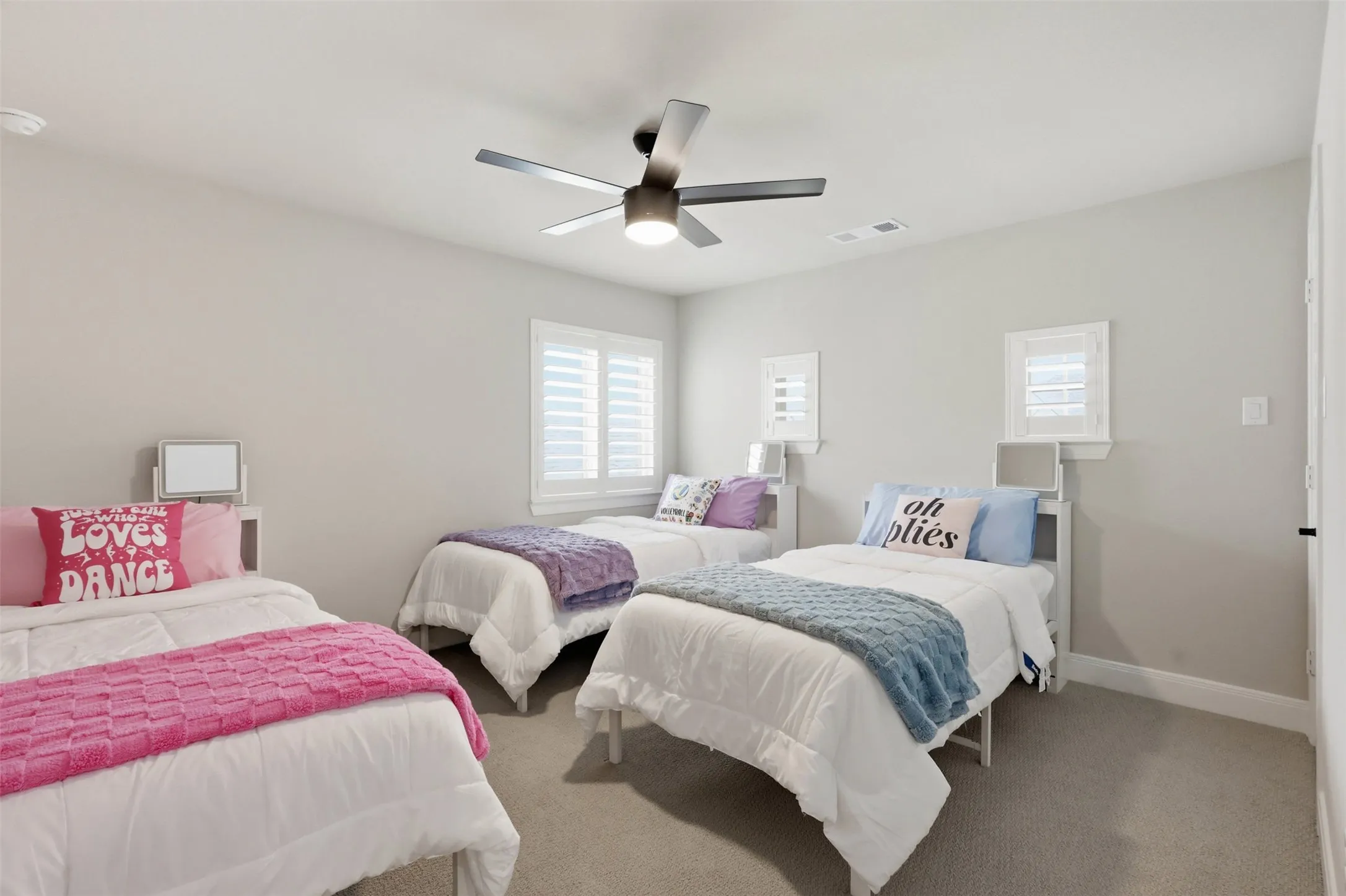 Single Family Residence For Sale in Collin County , 2417 Plumeria Lane, Celina, Texas 75009, 5 Bedroom, 4 Bathroom, 2 Garage spaces, 3,299 Sqft, built in 2024, mls#21273069, Real Estate Agent in Celina, Homes For Sale in Collin county, Homes For Sale in Celina, Realtor in Celina Texas, Real Estate Brokerage Independent Realty Texas, Luminita Cordes Realtor