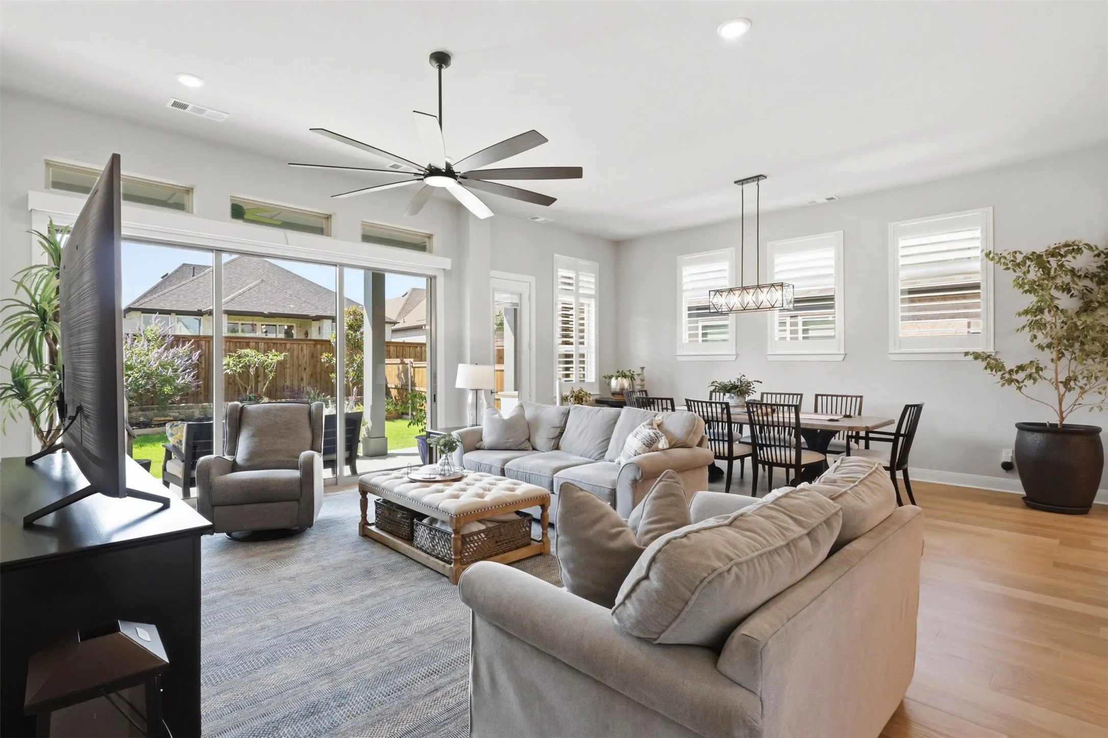 Single Family Residence For Sale in Collin County , 2417 Plumeria Lane, Celina, Texas 75009, 5 Bedroom, 4 Bathroom, 2 Garage spaces, 3,299 Sqft, built in 2024, mls#21273069, Real Estate Agent in Celina, Homes For Sale in Collin county, Homes For Sale in Celina, Realtor in Celina Texas, Real Estate Brokerage Independent Realty Texas, Luminita Cordes Realtor