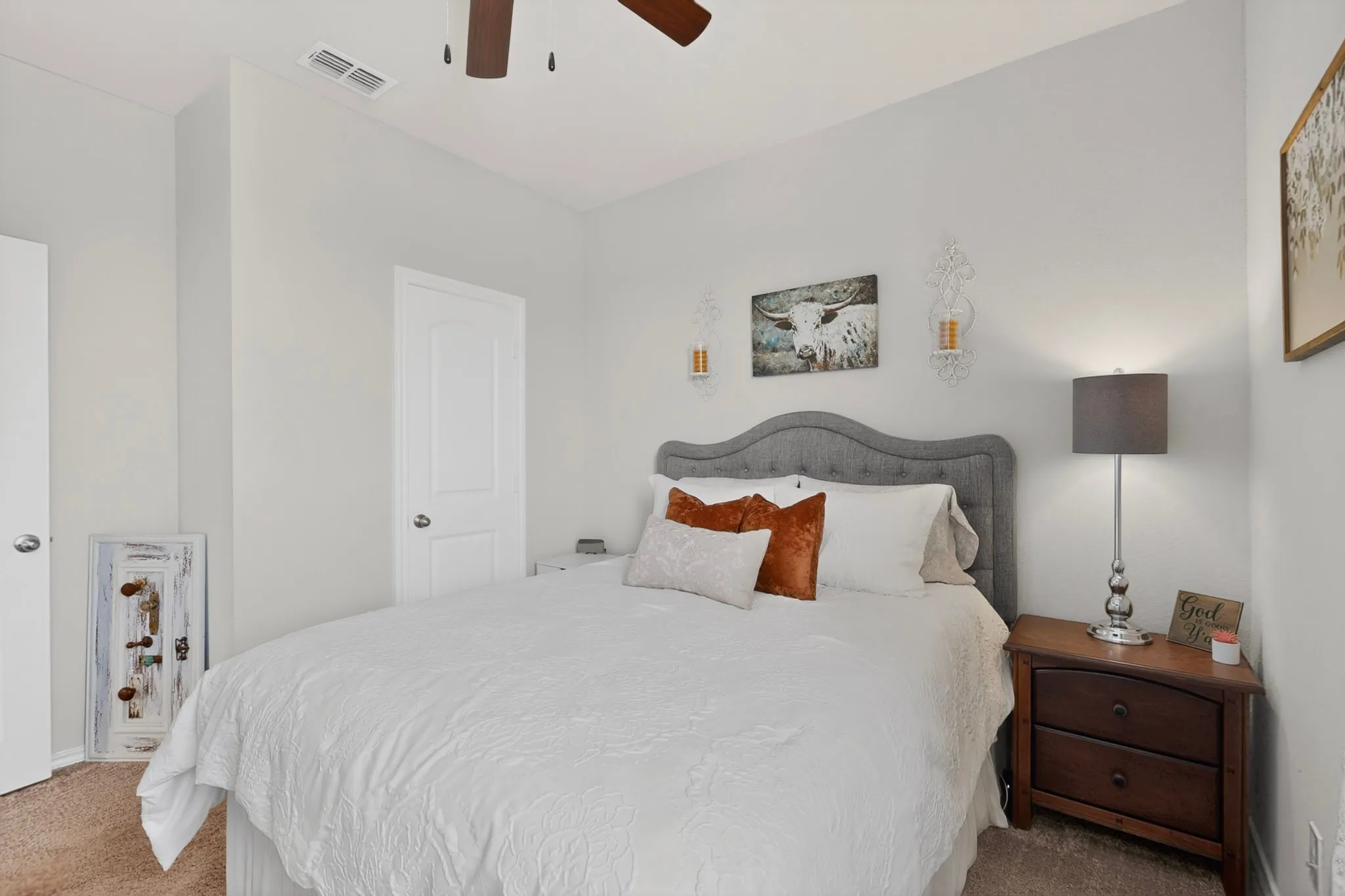 Single Family Residence For Sale in Johnson County , 645 Pawprint Hollow, Godley, Texas 76044, 3 Bedroom, 2 Bathroom, 2 Garage spaces, 1,519 Sqft, built in 2023, mls#21272675, Real Estate Agent in Godley, Homes For Sale in Johnson county, Homes For Sale in Godley, Realtor in Godley Texas, Real Estate Brokerage Independent Realty Texas, Luminita Cordes Realtor
