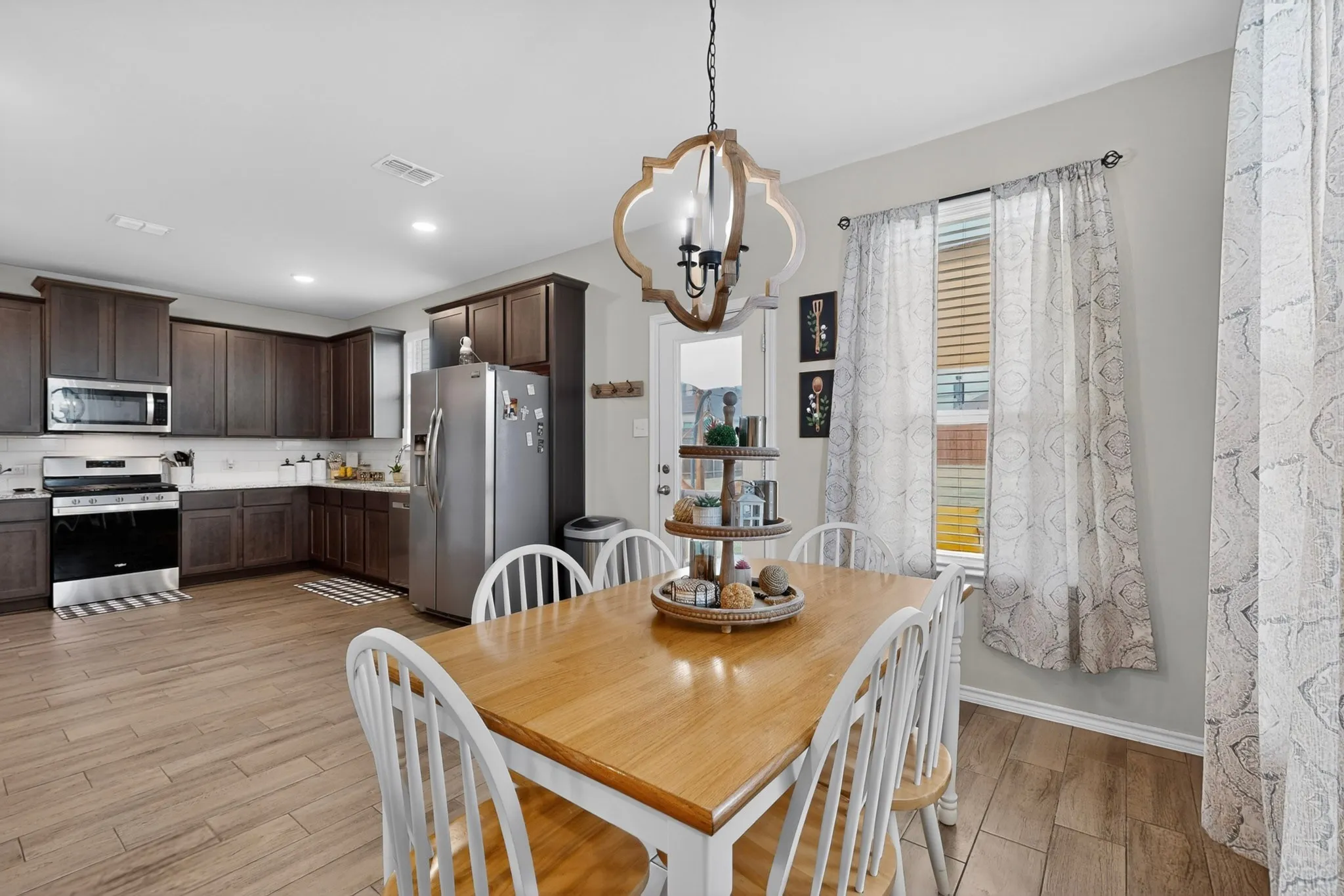 Single Family Residence For Sale in Johnson County , 645 Pawprint Hollow, Godley, Texas 76044, 3 Bedroom, 2 Bathroom, 2 Garage spaces, 1,519 Sqft, built in 2023, mls#21272675, Real Estate Agent in Godley, Homes For Sale in Johnson county, Homes For Sale in Godley, Realtor in Godley Texas, Real Estate Brokerage Independent Realty Texas, Luminita Cordes Realtor