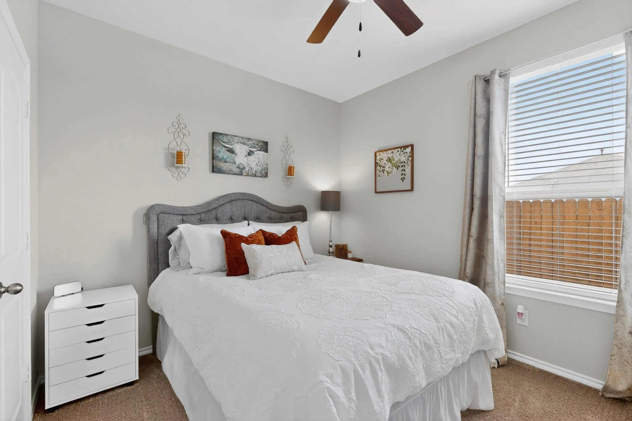 Single Family Residence For Sale in Johnson County , 645 Pawprint Hollow, Godley, Texas 76044, 3 Bedroom, 2 Bathroom, 2 Garage spaces, 1,519 Sqft, built in 2023, mls#21272675, Real Estate Agent in Godley, Homes For Sale in Johnson county, Homes For Sale in Godley, Realtor in Godley Texas, Real Estate Brokerage Independent Realty Texas, Luminita Cordes Realtor