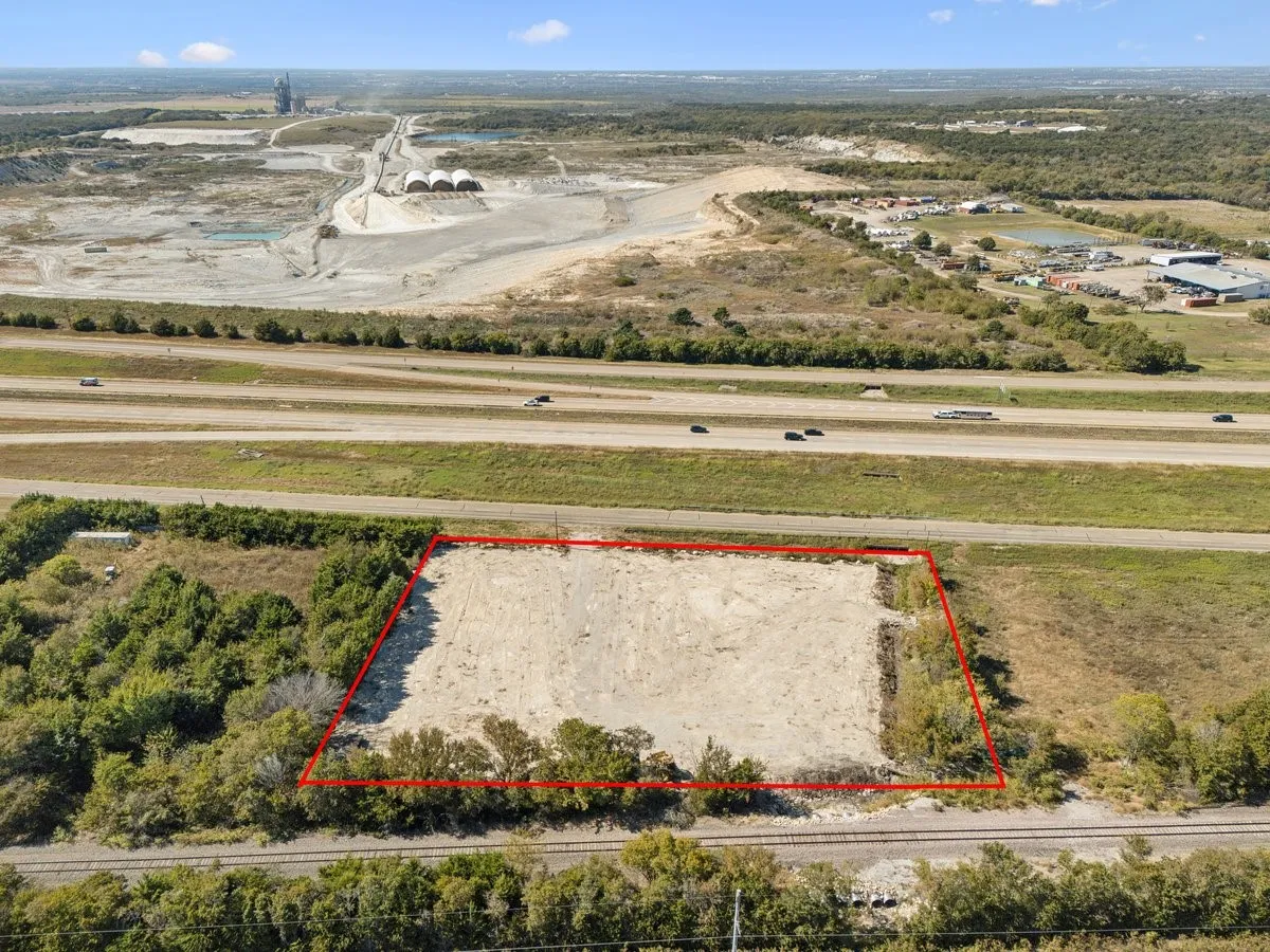 Unimproved Land For Sale in Ellis County , 3790 N Highway 67, Midlothian, Texas 76065, 0, 0, Garage spaces, 0 Sqft, built in 0, Price $1,300,000, mls#21273116, Real Estate Agent in Midlothian, Homes For Sale in Ellis county, Homes For Sale in Midlothian, Realtor in Midlothian Texas, Real Estate Brokerage Independent Realty Texas, Luminita Cordes Realtor