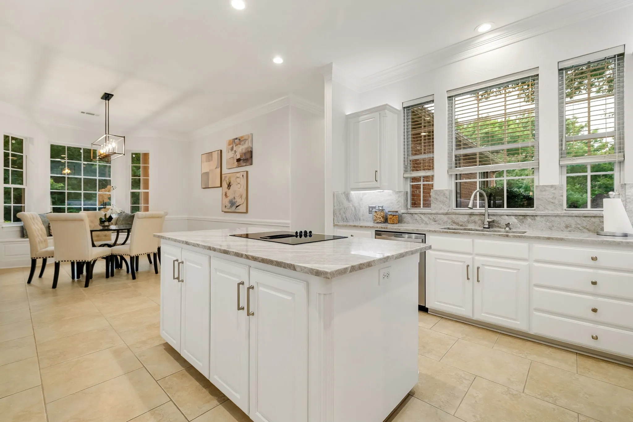 Single Family Residence For Sale in Collin County , 5 Meadowbrook Circle, Melissa, Texas 75454, 3 Bedroom, 3 Bathroom, 3 Garage spaces, 3,371 Sqft, built in 1996, mls#21272593, Real Estate Agent in Melissa, Homes For Sale in Collin county, Homes For Sale in Melissa, Realtor in Melissa Texas, Real Estate Brokerage Independent Realty Texas, Luminita Cordes Realtor