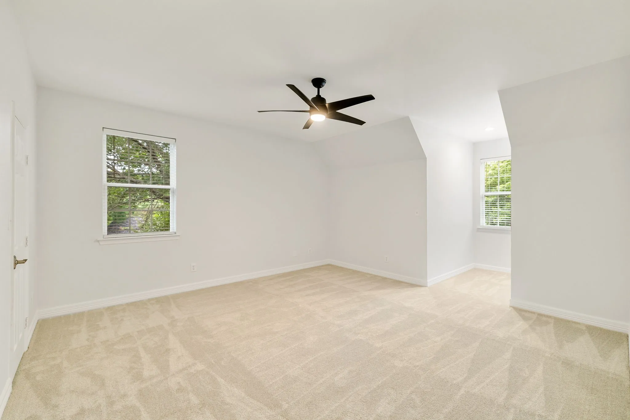 Single Family Residence For Sale in Collin County , 5 Meadowbrook Circle, Melissa, Texas 75454, 3 Bedroom, 3 Bathroom, 3 Garage spaces, 3,371 Sqft, built in 1996, mls#21272593, Real Estate Agent in Melissa, Homes For Sale in Collin county, Homes For Sale in Melissa, Realtor in Melissa Texas, Real Estate Brokerage Independent Realty Texas, Luminita Cordes Realtor