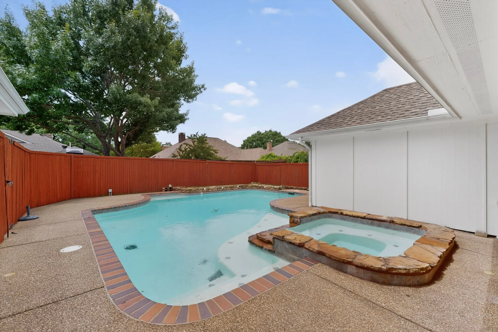 Single Family Residence For Sale in Collin County , 4316 Lottie Lane, Plano, Texas 75074, 4 Bedroom, 3 Bathroom, 2 Garage spaces, 2,172 Sqft, built in 1986, mls#21273125, Real Estate Agent in Plano, Homes For Sale in Collin county, Homes For Sale in Plano, Realtor in Plano Texas, Real Estate Brokerage Independent Realty Texas, Luminita Cordes Realtor