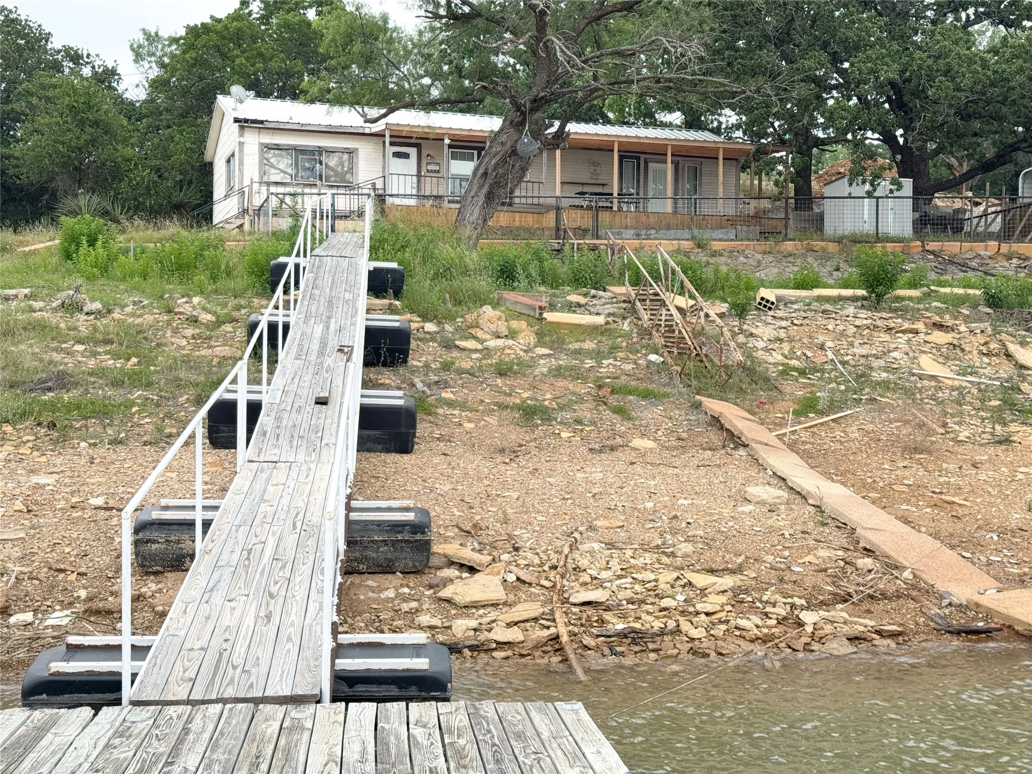 Single Family Residence For Sale in Eastland County , 1100 FM 2807, Cisco, Texas 76437, 1 Bedroom, 2 Bathroom, Garage spaces, 1,144 Sqft, built in 1980, mls#21273160, Real Estate Agent in Cisco, Homes For Sale in Eastland county, Homes For Sale in Cisco, Realtor in Cisco Texas, Real Estate Brokerage Independent Realty Texas, Luminita Cordes Realtor
