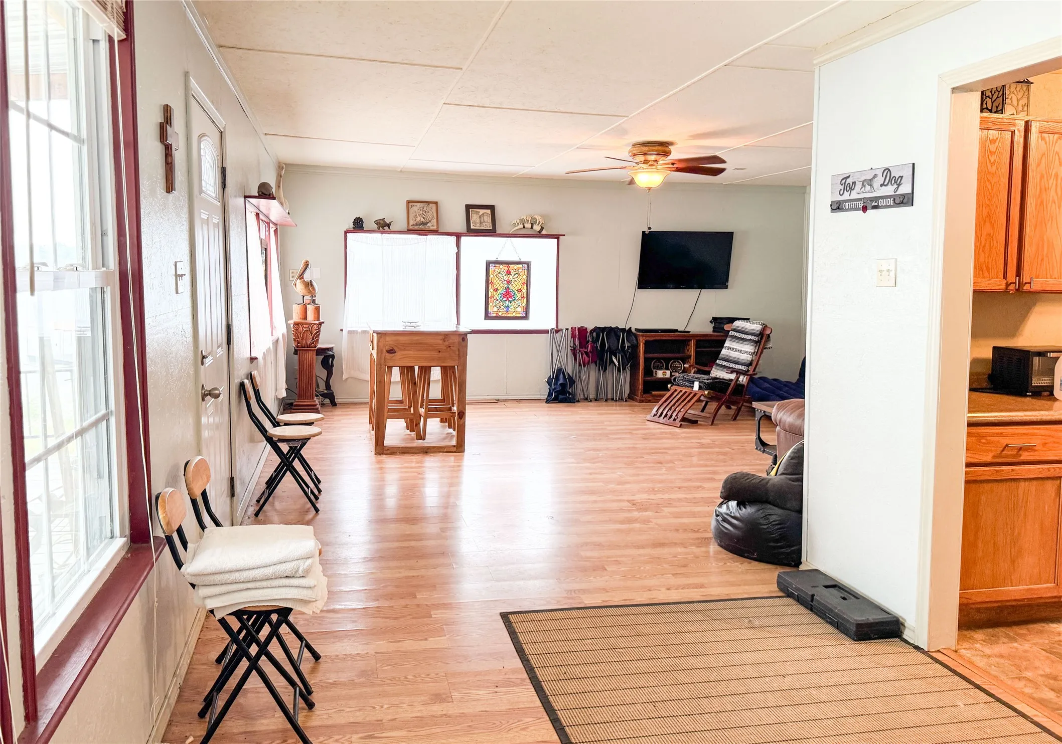 Single Family Residence For Sale in Eastland County , 1100 FM 2807, Cisco, Texas 76437, 1 Bedroom, 2 Bathroom, Garage spaces, 1,144 Sqft, built in 1980, mls#21273160, Real Estate Agent in Cisco, Homes For Sale in Eastland county, Homes For Sale in Cisco, Realtor in Cisco Texas, Real Estate Brokerage Independent Realty Texas, Luminita Cordes Realtor