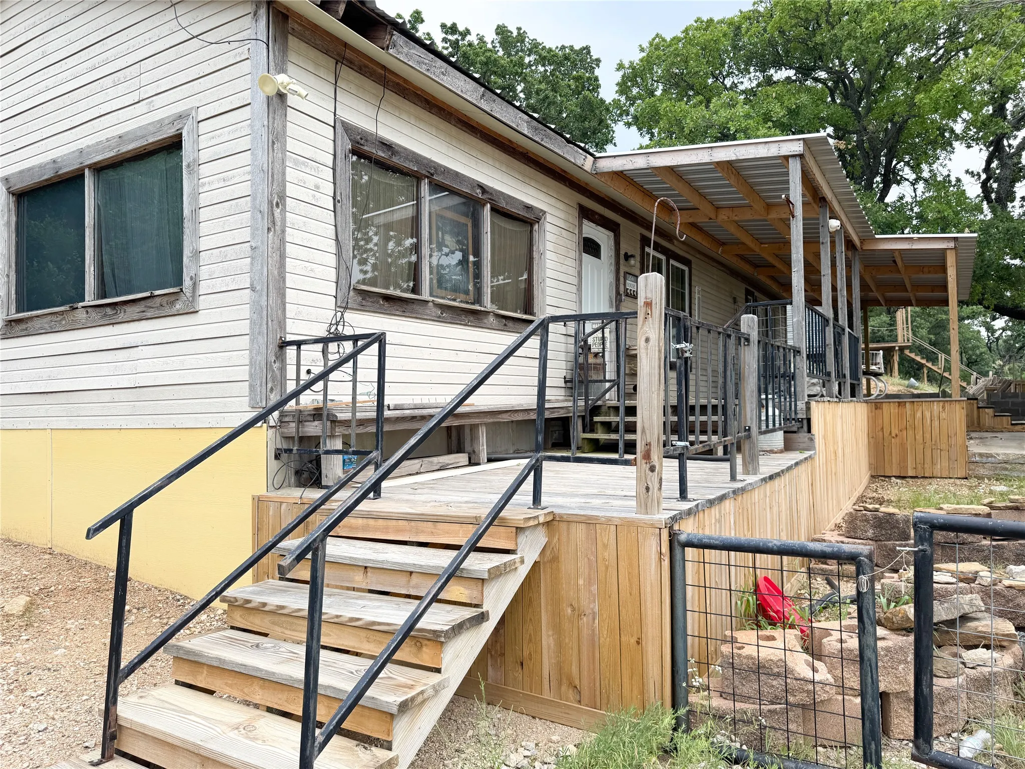 Single Family Residence For Sale in Eastland County , 1100 FM 2807, Cisco, Texas 76437, 1 Bedroom, 2 Bathroom, Garage spaces, 1,144 Sqft, built in 1980, mls#21273160, Real Estate Agent in Cisco, Homes For Sale in Eastland county, Homes For Sale in Cisco, Realtor in Cisco Texas, Real Estate Brokerage Independent Realty Texas, Luminita Cordes Realtor
