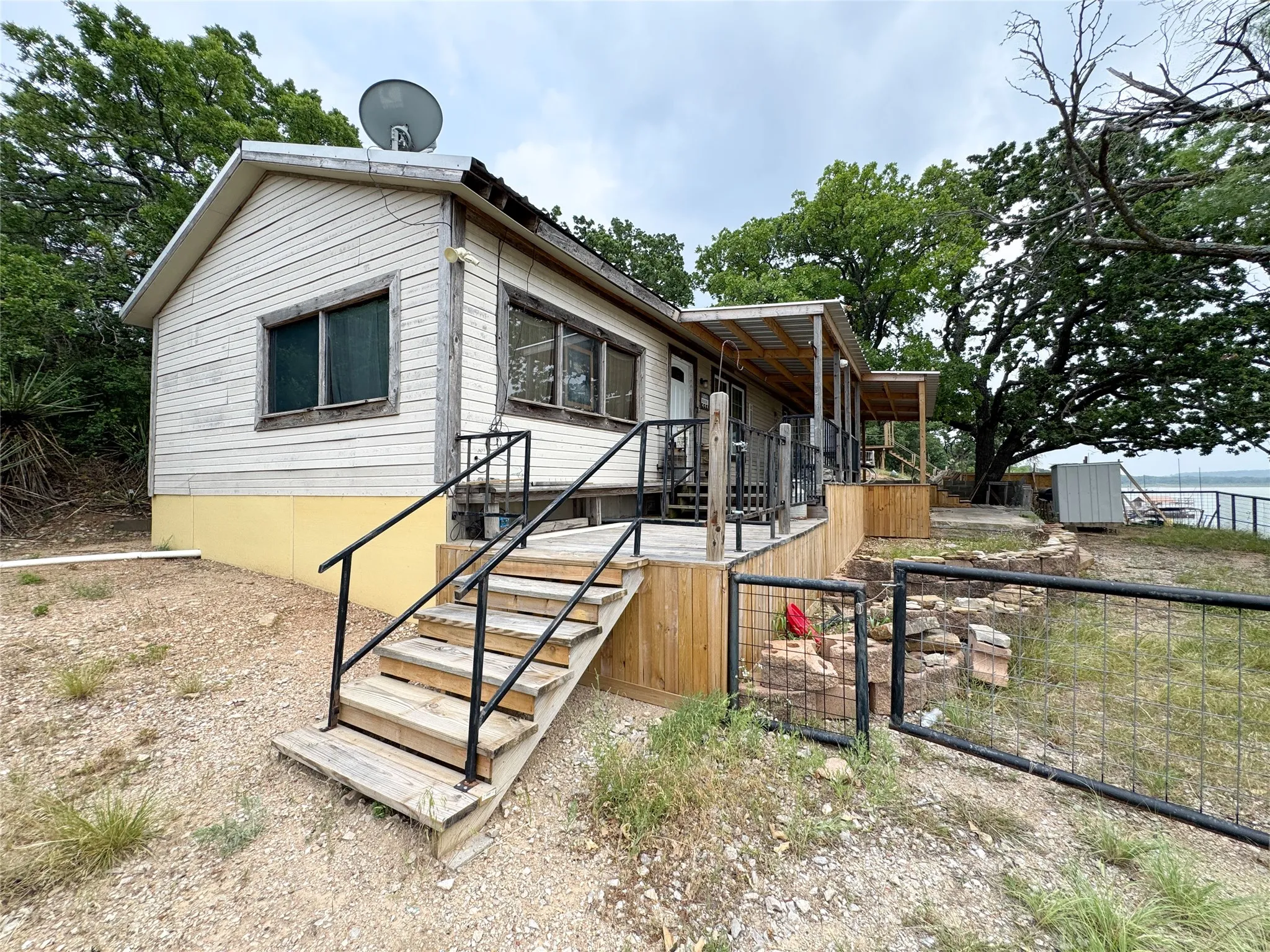 Single Family Residence For Sale in Eastland County , 1100 FM 2807, Cisco, Texas 76437, 1 Bedroom, 2 Bathroom, Garage spaces, 1,144 Sqft, built in 1980, mls#21273160, Real Estate Agent in Cisco, Homes For Sale in Eastland county, Homes For Sale in Cisco, Realtor in Cisco Texas, Real Estate Brokerage Independent Realty Texas, Luminita Cordes Realtor