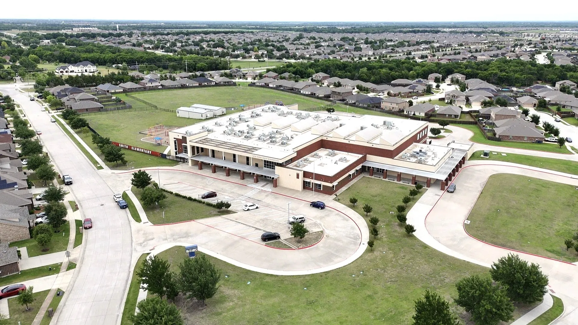 Single Family Residence For Sale in Collin County , 2135 Forest Meadow Drive, Princeton, Texas 75407, 5 Bedroom, 3 Bathroom, 2 Garage spaces, 2,606 Sqft, built in 2015, mls#21272998, Real Estate Agent in Princeton, Homes For Sale in Collin county, Homes For Sale in Princeton, Realtor in Princeton Texas, Real Estate Brokerage Independent Realty Texas, Luminita Cordes Realtor