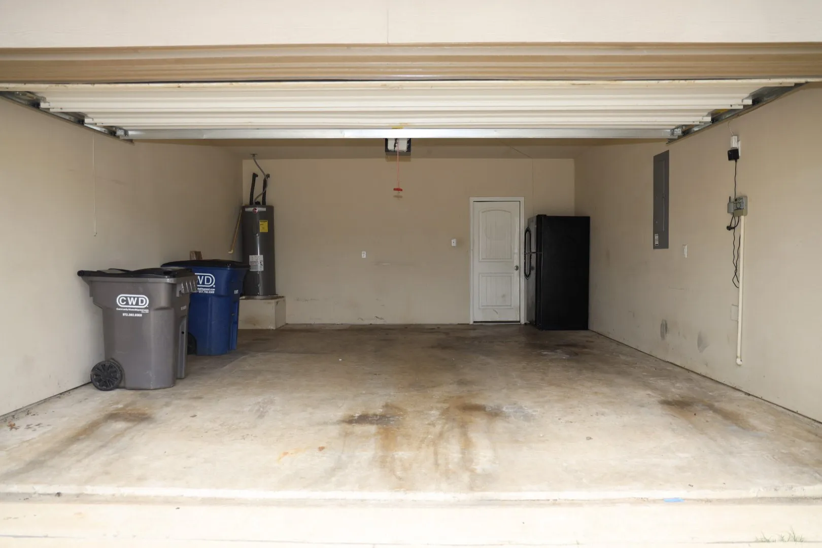 Single Family Residence For Sale in Collin County , 2135 Forest Meadow Drive, Princeton, Texas 75407, 5 Bedroom, 3 Bathroom, 2 Garage spaces, 2,606 Sqft, built in 2015, mls#21272998, Real Estate Agent in Princeton, Homes For Sale in Collin county, Homes For Sale in Princeton, Realtor in Princeton Texas, Real Estate Brokerage Independent Realty Texas, Luminita Cordes Realtor