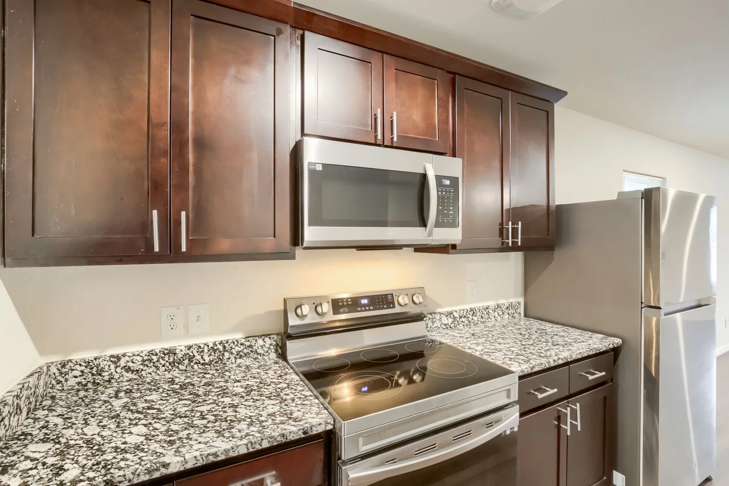 Single Family Residence For Sale in Mc Lennan County , 1900 N 17th Street, Waco, Texas 76707, 3 Bedroom, 2 Bathroom, Garage spaces, 1,090 Sqft, built in 2021, mls#21271548, Real Estate Agent in Waco, Homes For Sale in Mc Lennan county, Homes For Sale in Waco, Realtor in Waco Texas, Real Estate Brokerage Independent Realty Texas, Luminita Cordes Realtor