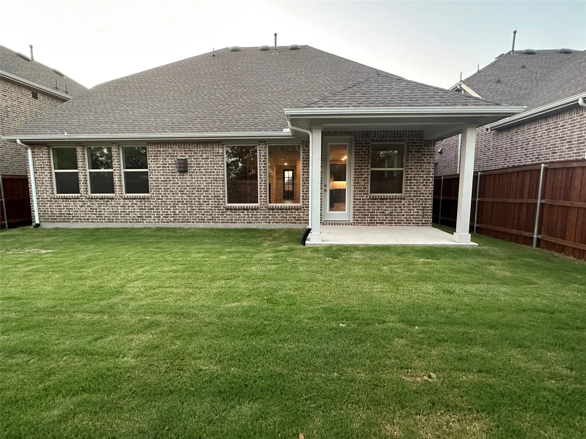 Single Family Residence For Rent in Denton County , 205 Texas Red Lane, Little Elm, Texas 75068, 5 Bedroom, 4 Bathroom, 2 Garage spaces, 3,229 Sqft, built in 2023, mls#21273181, Real Estate Agent in Little Elm, Homes For Rent in Denton county, Homes For Rent in Little Elm, Realtor in Little Elm Texas, Real Estate Brokerage Independent Realty Texas, Luminita Cordes Realtor