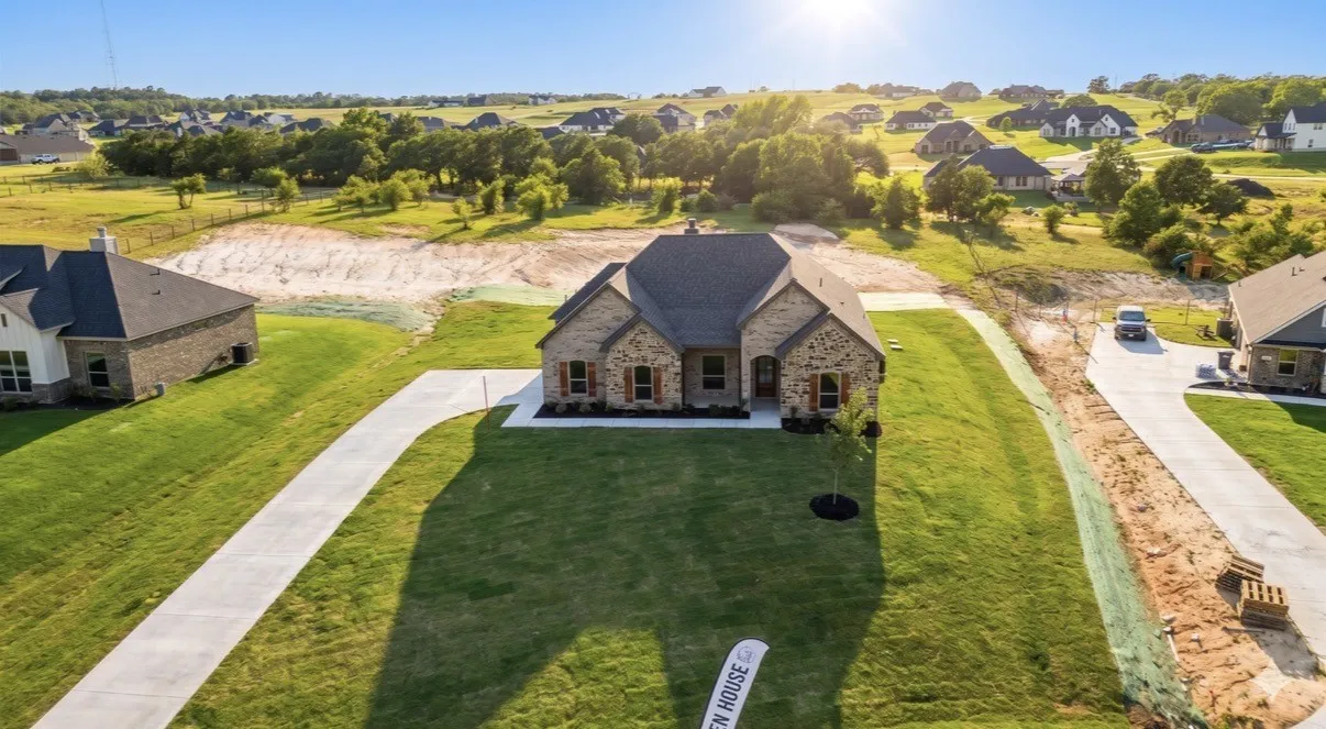 Single Family Residence For Sale in Parker County , 7021 Ranch View Place, Springtown, Texas 76082, 4 Bedroom, 2 Bathroom, 2 Garage spaces, 2,064 Sqft, built in 2026, mls#21273148, Real Estate Agent in Springtown, Homes For Sale in Parker county, Homes For Sale in Springtown, Realtor in Springtown Texas, Real Estate Brokerage Independent Realty Texas, Luminita Cordes Realtor