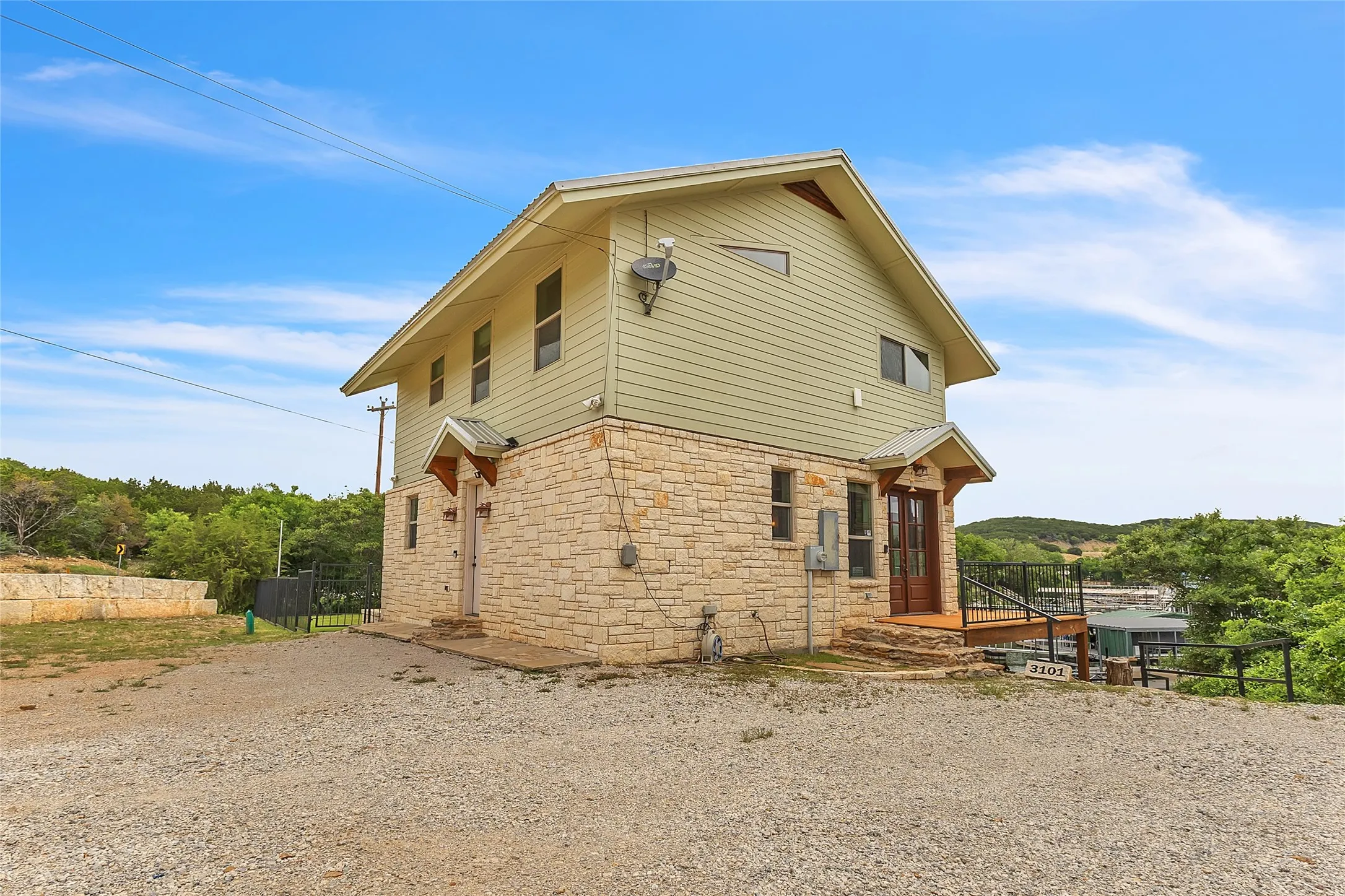 Single Family Residence For Sale in Palo Pinto County , 3101 Park Road 36, Graford, Texas 76449, 3 Bedroom, 2 Bathroom, Garage spaces, 1,848 Sqft, built in 2012, mls#21237035, Real Estate Agent in Graford, Homes For Sale in Palo Pinto county, Homes For Sale in Graford, Realtor in Graford Texas, Real Estate Brokerage Independent Realty Texas, Luminita Cordes Realtor