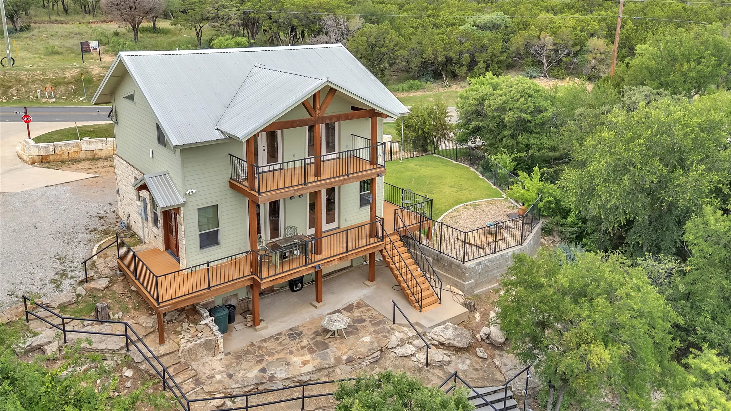 Single Family Residence For Sale in Palo Pinto County , 3101 Park Road 36, Graford, Texas 76449, 3 Bedroom, 2 Bathroom, Garage spaces, 1,848 Sqft, built in 2012, mls#21237035, Real Estate Agent in Graford, Homes For Sale in Palo Pinto county, Homes For Sale in Graford, Realtor in Graford Texas, Real Estate Brokerage Independent Realty Texas, Luminita Cordes Realtor