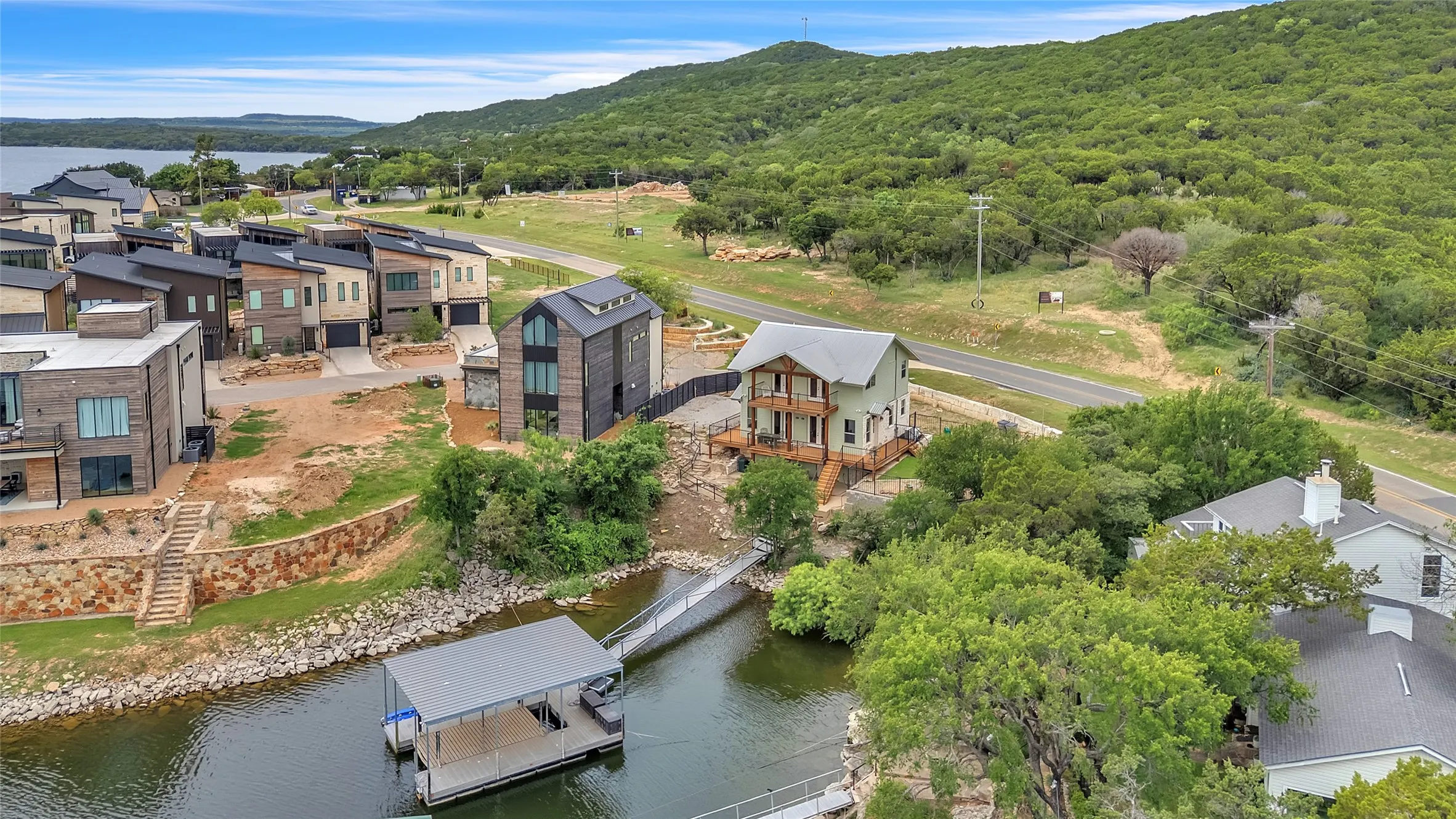 Single Family Residence For Sale in Palo Pinto County , 3101 Park Road 36, Graford, Texas 76449, 3 Bedroom, 2 Bathroom, Garage spaces, 1,848 Sqft, built in 2012, mls#21237035, Real Estate Agent in Graford, Homes For Sale in Palo Pinto county, Homes For Sale in Graford, Realtor in Graford Texas, Real Estate Brokerage Independent Realty Texas, Luminita Cordes Realtor