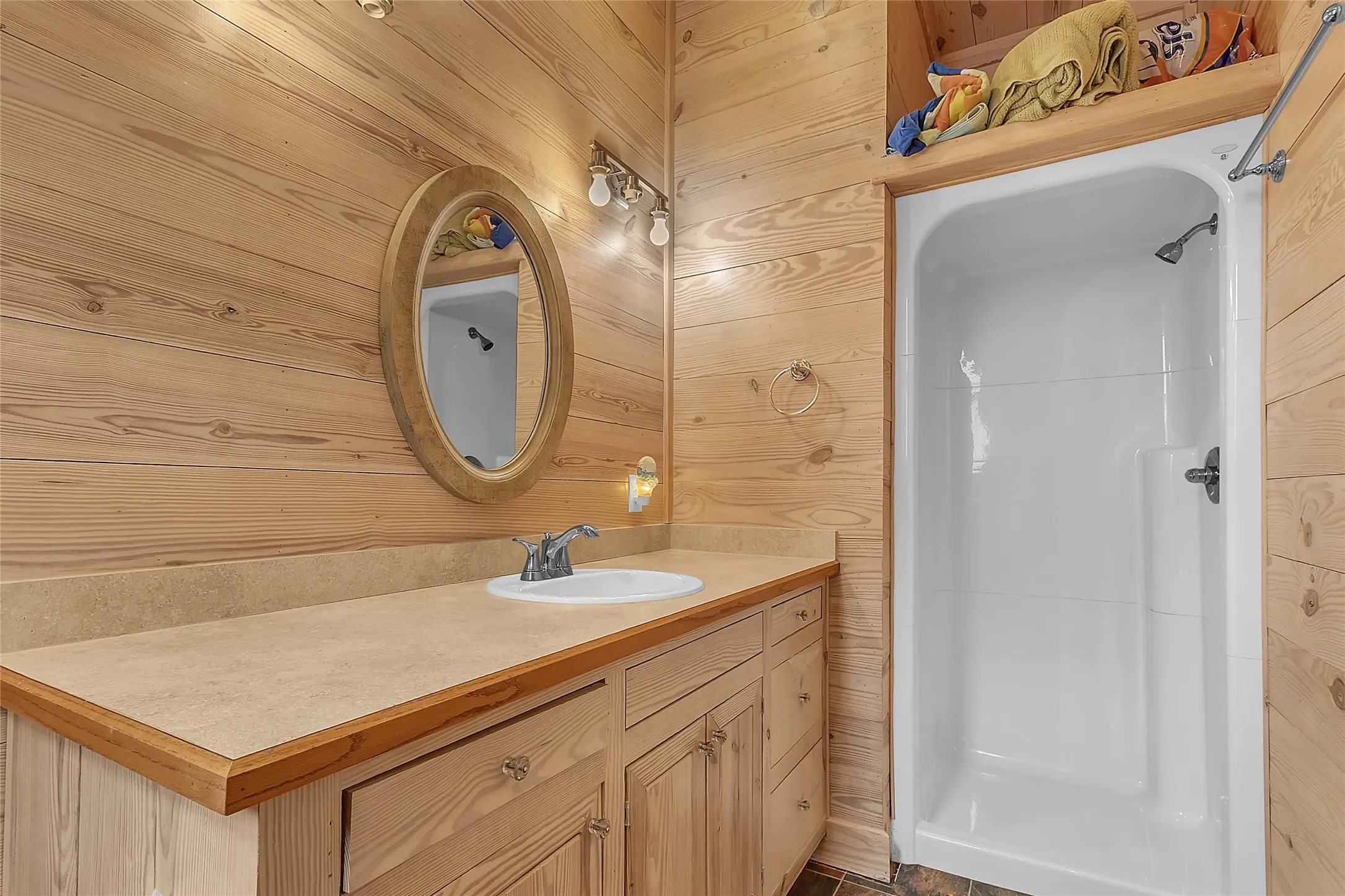 Single Family Residence For Sale in Palo Pinto County , 3101 Park Road 36, Graford, Texas 76449, 3 Bedroom, 2 Bathroom, Garage spaces, 1,848 Sqft, built in 2012, mls#21237035, Real Estate Agent in Graford, Homes For Sale in Palo Pinto county, Homes For Sale in Graford, Realtor in Graford Texas, Real Estate Brokerage Independent Realty Texas, Luminita Cordes Realtor