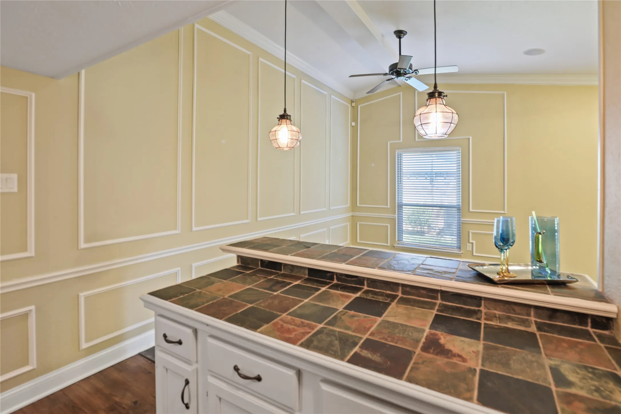 Single Family Residence For Sale in Collin County , 1113 Mossvine Drive, Plano, Texas 75023, 4 Bedroom, 2 Bathroom, 2 Garage spaces, 2,262 Sqft, built in 1974, mls#21271769, Real Estate Agent in Plano, Homes For Sale in Collin county, Homes For Sale in Plano, Realtor in Plano Texas, Real Estate Brokerage Independent Realty Texas, Luminita Cordes Realtor