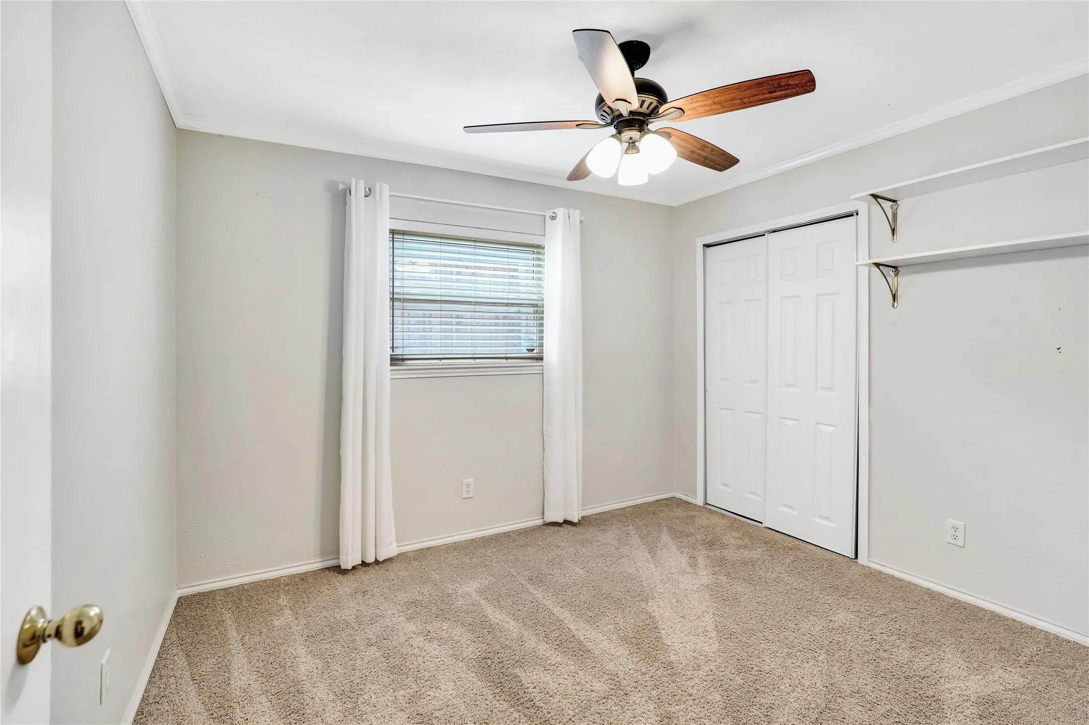 Single Family Residence For Sale in Collin County , 1113 Mossvine Drive, Plano, Texas 75023, 4 Bedroom, 2 Bathroom, 2 Garage spaces, 2,262 Sqft, built in 1974, mls#21271769, Real Estate Agent in Plano, Homes For Sale in Collin county, Homes For Sale in Plano, Realtor in Plano Texas, Real Estate Brokerage Independent Realty Texas, Luminita Cordes Realtor