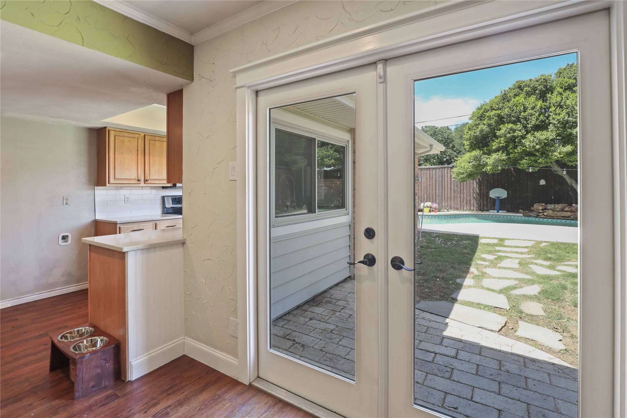 Single Family Residence For Sale in Collin County , 1113 Mossvine Drive, Plano, Texas 75023, 4 Bedroom, 2 Bathroom, 2 Garage spaces, 2,262 Sqft, built in 1974, mls#21271769, Real Estate Agent in Plano, Homes For Sale in Collin county, Homes For Sale in Plano, Realtor in Plano Texas, Real Estate Brokerage Independent Realty Texas, Luminita Cordes Realtor