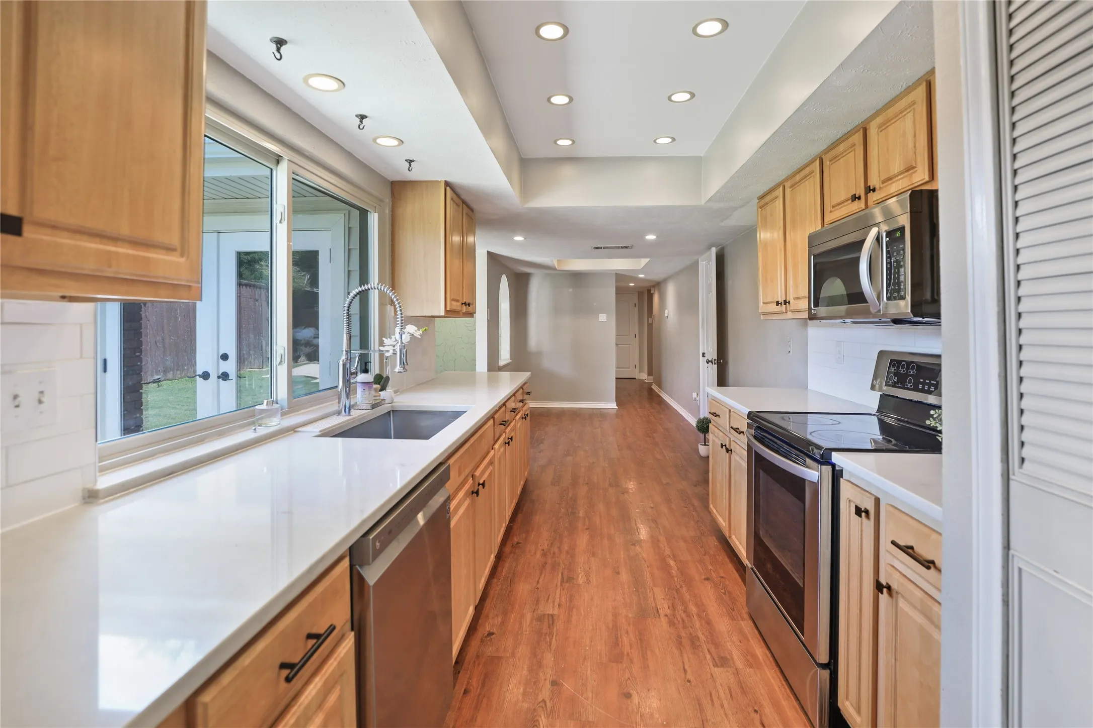 Single Family Residence For Sale in Collin County , 1113 Mossvine Drive, Plano, Texas 75023, 4 Bedroom, 2 Bathroom, 2 Garage spaces, 2,262 Sqft, built in 1974, mls#21271769, Real Estate Agent in Plano, Homes For Sale in Collin county, Homes For Sale in Plano, Realtor in Plano Texas, Real Estate Brokerage Independent Realty Texas, Luminita Cordes Realtor