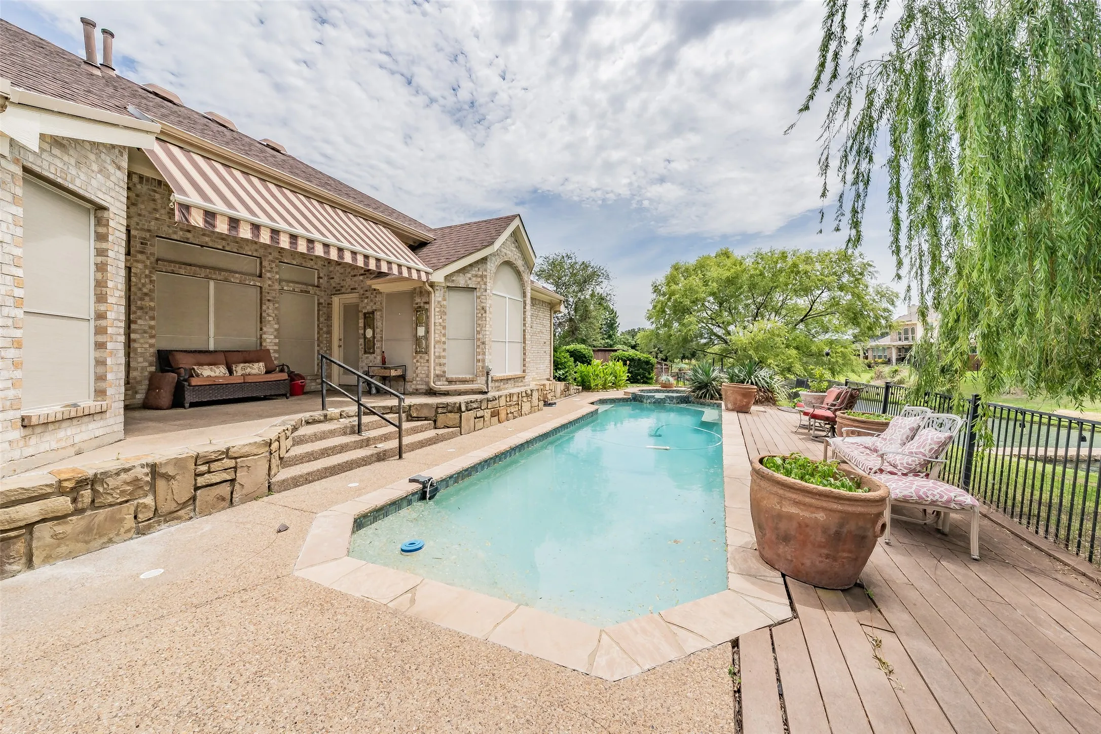 Single Family Residence For Sale in Tarrant County , 1534 Spring Lake Drive, Keller, Texas 76248, 4 Bedrooms, 3 Bathrooms, 3 Garage spaces, 2,619 Sqft, built in 1998, Price $625,000, mls#21272709, Real Estate Agent in Keller, Homes For Sale in Tarrant county, Homes For Sale in Keller, Realtor in Keller Texas, Real Estate Brokerage Independent Realty Texas, Luminita Cordes Realtor