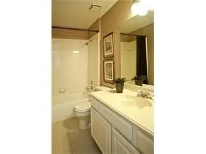 Single Family Residence For Rent in Dallas County , 907 Canal, Irving, Texas 75063, 3 Bedrooms, 3 Bathrooms, 2 Garage spaces, 1,763 Sqft, built in 1989, Price $2,500, mls#21272863, Real Estate Agent in Irving, Homes For Rent in Dallas county, Homes For Rent in Irving, Realtor in Irving Texas, Real Estate Brokerage Independent Realty Texas, Luminita Cordes Realtor