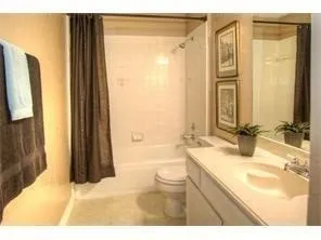 Single Family Residence For Rent in Dallas County , 907 Canal, Irving, Texas 75063, 3 Bedrooms, 3 Bathrooms, 2 Garage spaces, 1,763 Sqft, built in 1989, Price $2,500, mls#21272863, Real Estate Agent in Irving, Homes For Rent in Dallas county, Homes For Rent in Irving, Realtor in Irving Texas, Real Estate Brokerage Independent Realty Texas, Luminita Cordes Realtor