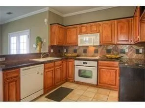 Single Family Residence For Rent in Dallas County , 907 Canal, Irving, Texas 75063, 3 Bedrooms, 3 Bathrooms, 2 Garage spaces, 1,763 Sqft, built in 1989, Price $2,500, mls#21272863, Real Estate Agent in Irving, Homes For Rent in Dallas county, Homes For Rent in Irving, Realtor in Irving Texas, Real Estate Brokerage Independent Realty Texas, Luminita Cordes Realtor