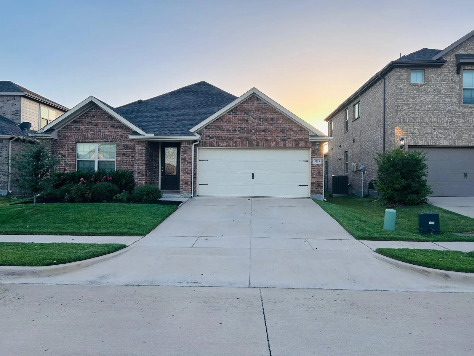 Single Family Residence For Rent in Denton County , 3113 Stallion Trail Way, Aubrey, Texas 76227, 4 Bedroom, 2 Bathroom, 2 Garage spaces, 2,155 Sqft, built in 2020, mls#21273098, Real Estate Agent in Aubrey, Homes For Rent in Denton county, Homes For Rent in Aubrey, Realtor in Aubrey Texas, Real Estate Brokerage Independent Realty Texas, Luminita Cordes Realtor