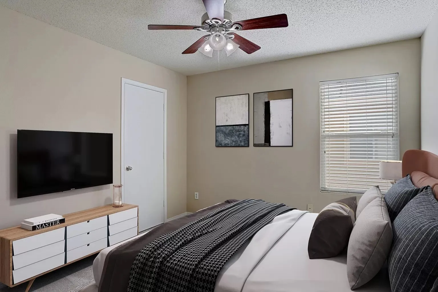 Single Family Residence For Rent in Collin County , 9929 George Washington Drive, Mc Kinney, Texas 75072, 3 Bedroom, 2 Bathroom, 2 Garage spaces, 1,700 Sqft, built in 2004, mls#21273264, Real Estate Agent in Mc Kinney, Homes For Rent in Collin county, Homes For Rent in Mc Kinney, Realtor in Mc Kinney Texas, Real Estate Brokerage Independent Realty Texas, Luminita Cordes Realtor
