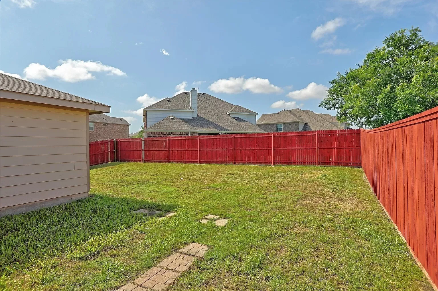 Single Family Residence For Rent in Collin County , 9929 George Washington Drive, Mc Kinney, Texas 75072, 3 Bedroom, 2 Bathroom, 2 Garage spaces, 1,700 Sqft, built in 2004, mls#21273264, Real Estate Agent in Mc Kinney, Homes For Rent in Collin county, Homes For Rent in Mc Kinney, Realtor in Mc Kinney Texas, Real Estate Brokerage Independent Realty Texas, Luminita Cordes Realtor