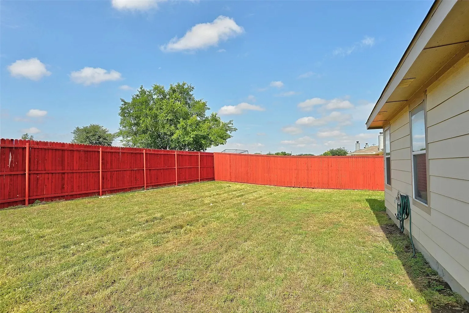 Single Family Residence For Rent in Collin County , 9929 George Washington Drive, Mc Kinney, Texas 75072, 3 Bedroom, 2 Bathroom, 2 Garage spaces, 1,700 Sqft, built in 2004, mls#21273264, Real Estate Agent in Mc Kinney, Homes For Rent in Collin county, Homes For Rent in Mc Kinney, Realtor in Mc Kinney Texas, Real Estate Brokerage Independent Realty Texas, Luminita Cordes Realtor