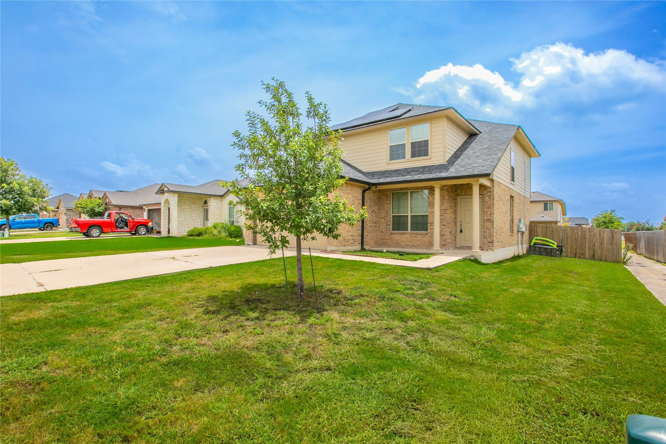 Single Family Residence For Sale in Mc Lennan County , 5412 TAMA Drive, Waco, Texas 76708, 4 Bedrooms, 3 Bathrooms, 2 Garage spaces, 1,922 Sqft, built in 2016, Price $287,900, mls#21273259, Real Estate Agent in Waco, Homes For Sale in Mc Lennan county, Homes For Sale in Waco, Realtor in Waco Texas, Real Estate Brokerage Independent Realty Texas, Luminita Cordes Realtor