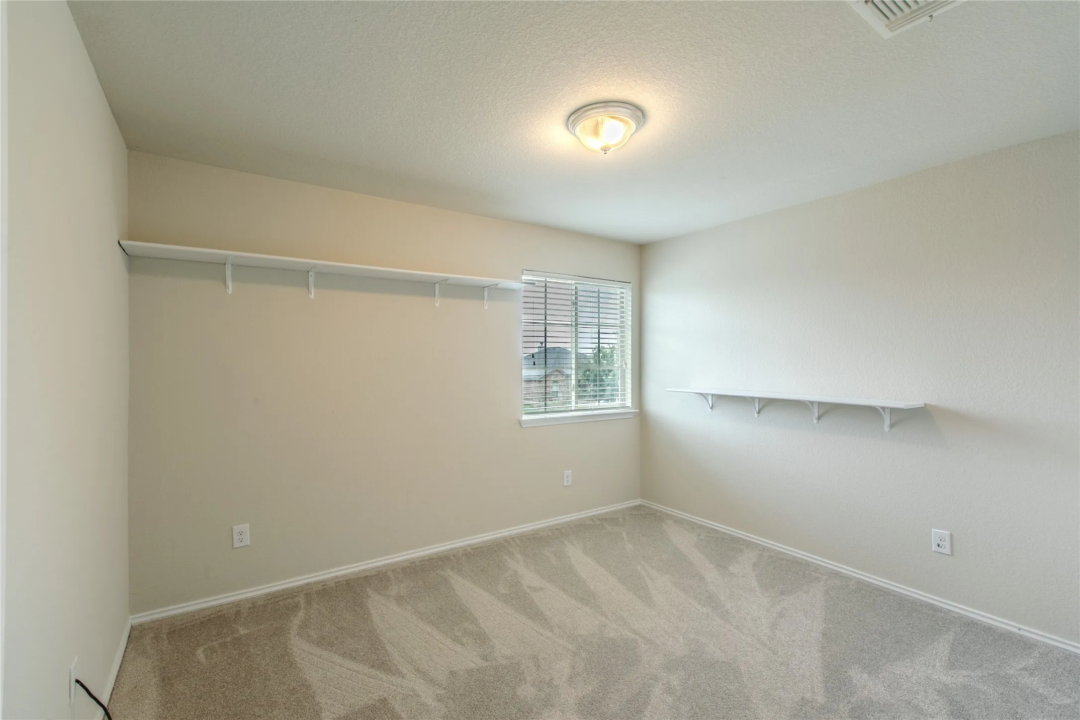 Single Family Residence For Sale in Mc Lennan County , 5412 TAMA Drive, Waco, Texas 76708, 4 Bedrooms, 3 Bathrooms, 2 Garage spaces, 1,922 Sqft, built in 2016, Price $287,900, mls#21273259, Real Estate Agent in Waco, Homes For Sale in Mc Lennan county, Homes For Sale in Waco, Realtor in Waco Texas, Real Estate Brokerage Independent Realty Texas, Luminita Cordes Realtor