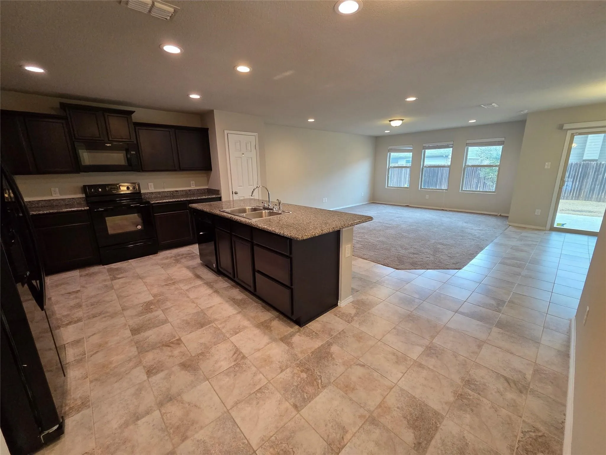 Single Family Residence For Rent in Tarrant County , 7504 Boat Wind Road, Fort Worth, Texas 76179, 3 Bedroom, 2 Bathroom, 2 Garage spaces, 1,924 Sqft, built in 2018, mls#21273300, Real Estate Agent in Fort Worth, Homes For Rent in Tarrant county, Homes For Rent in Fort Worth, Realtor in Fort Worth Texas, Real Estate Brokerage Independent Realty Texas, Luminita Cordes Realtor